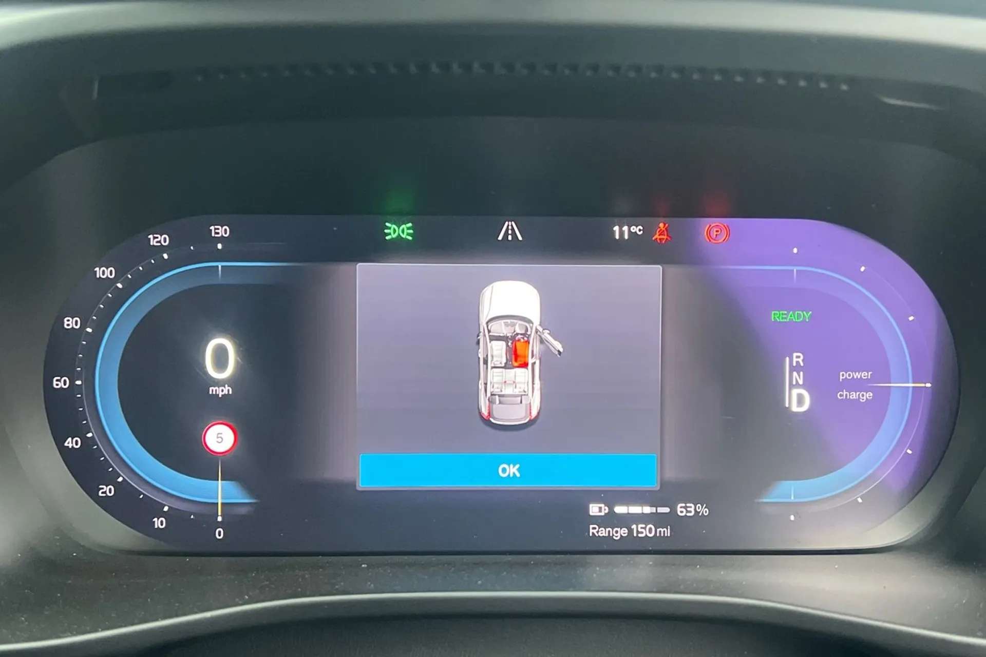 2022 VOLVO C40 2022 VOLVO C40