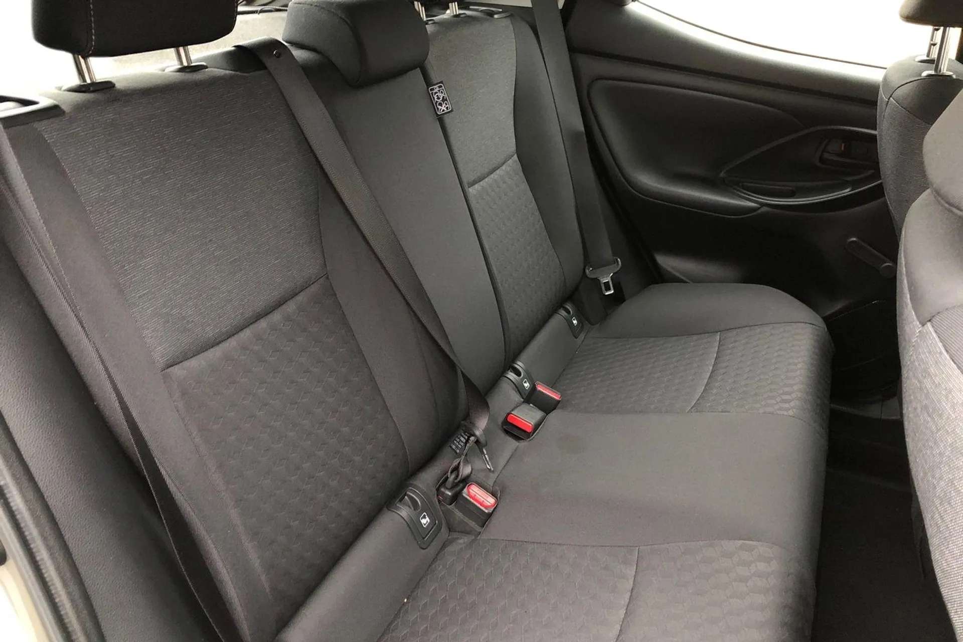 2021 TOYOTA YARIS 2021 TOYOTA YARIS