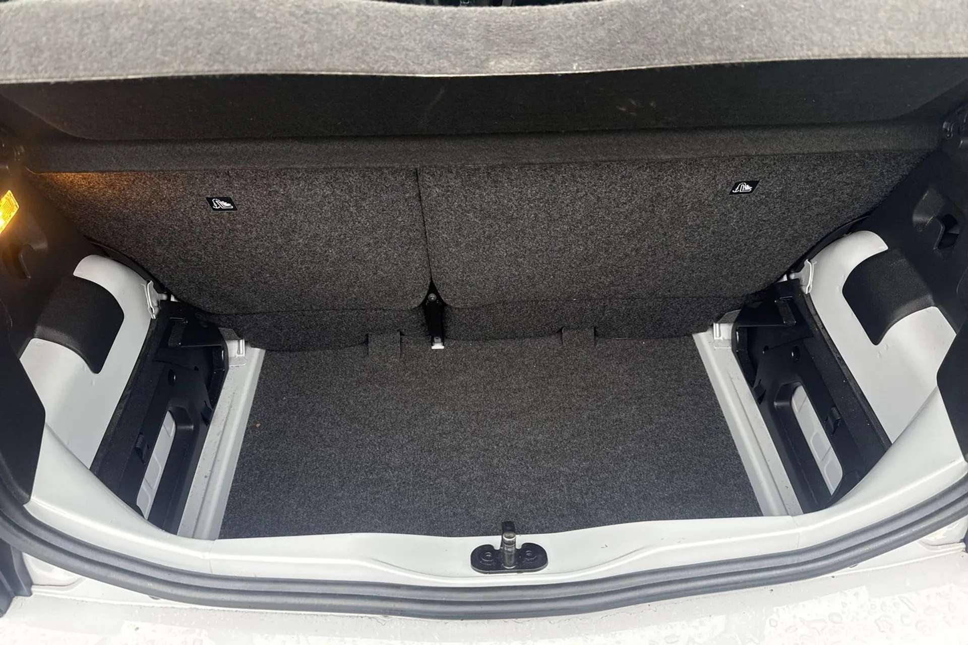 2017 VOLKSWAGEN UP 2017 VOLKSWAGEN UP