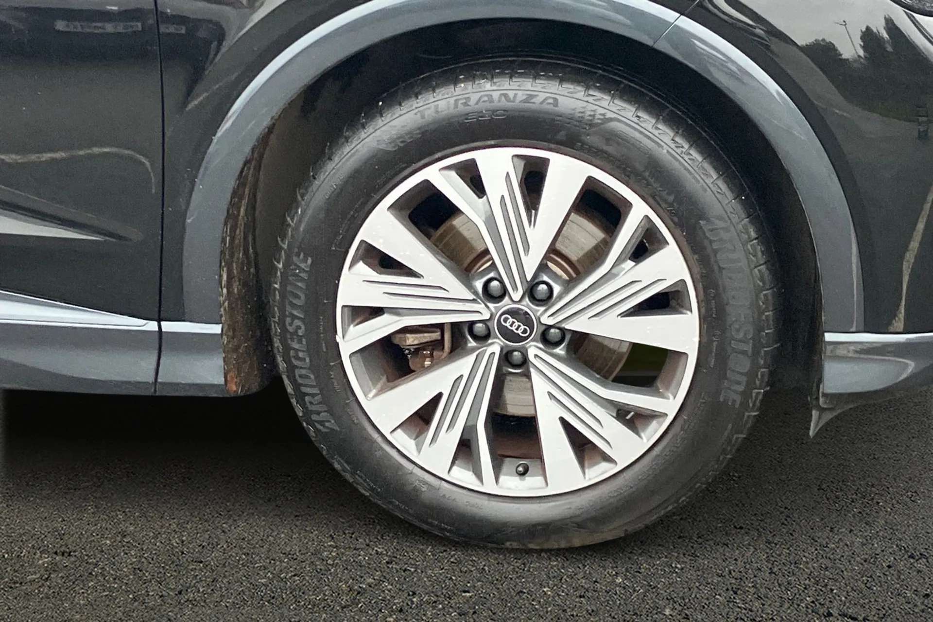 2021 AUDI Q4 2021 AUDI Q4