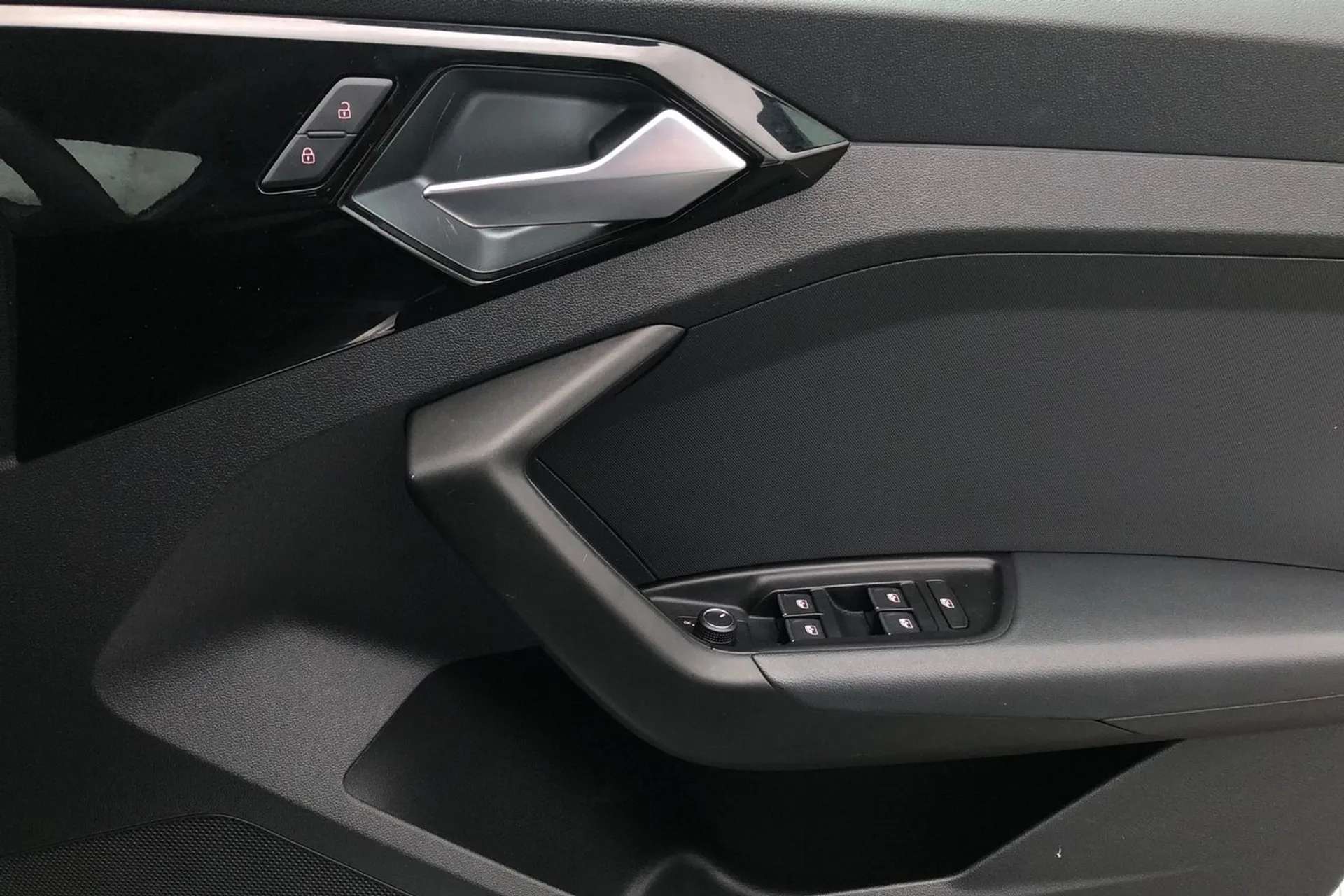 2020 AUDI A1 2020 AUDI A1