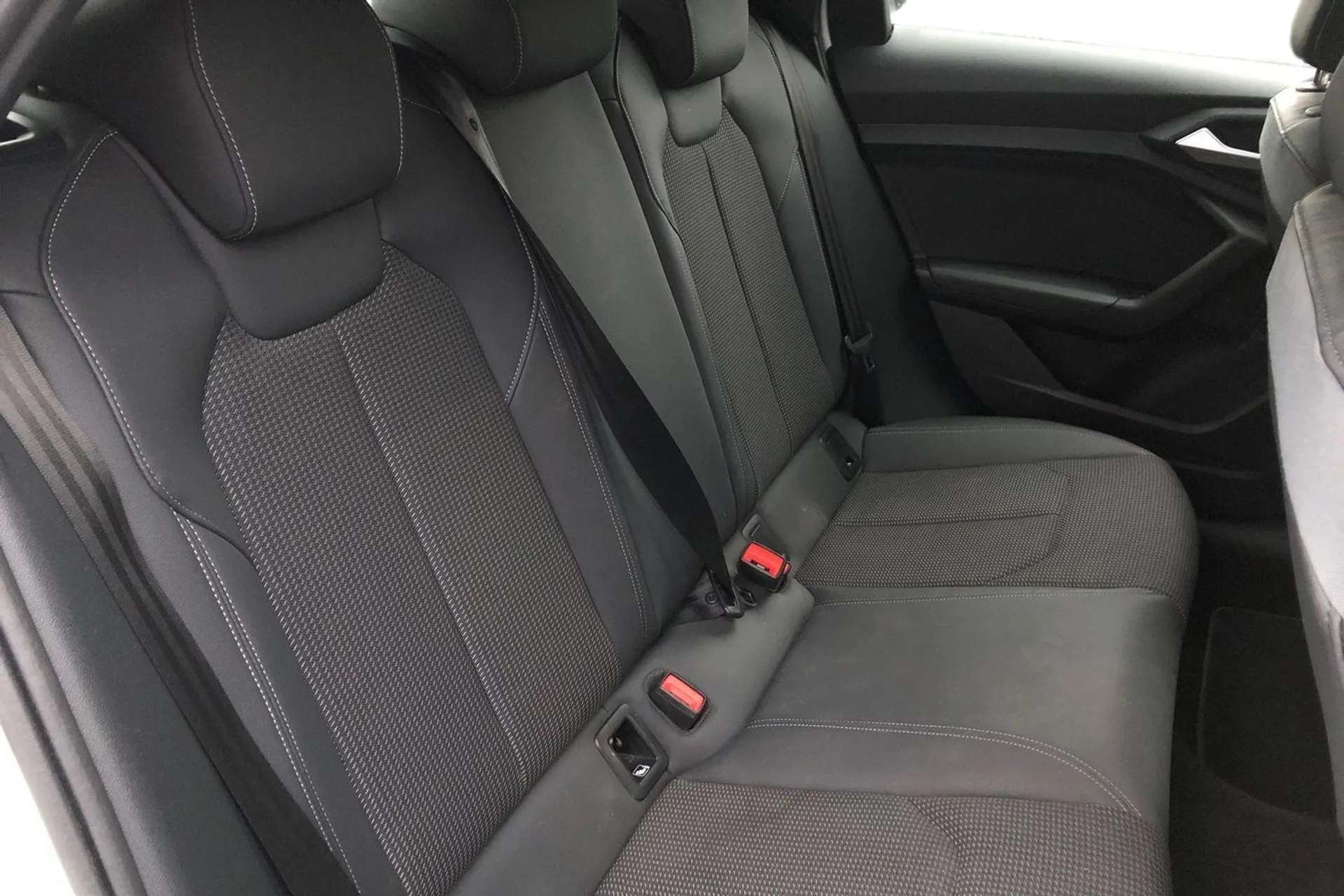 2020 AUDI A1 2020 AUDI A1