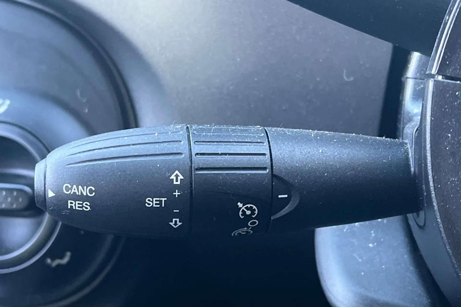 2019 FIAT 500 2019 FIAT 500