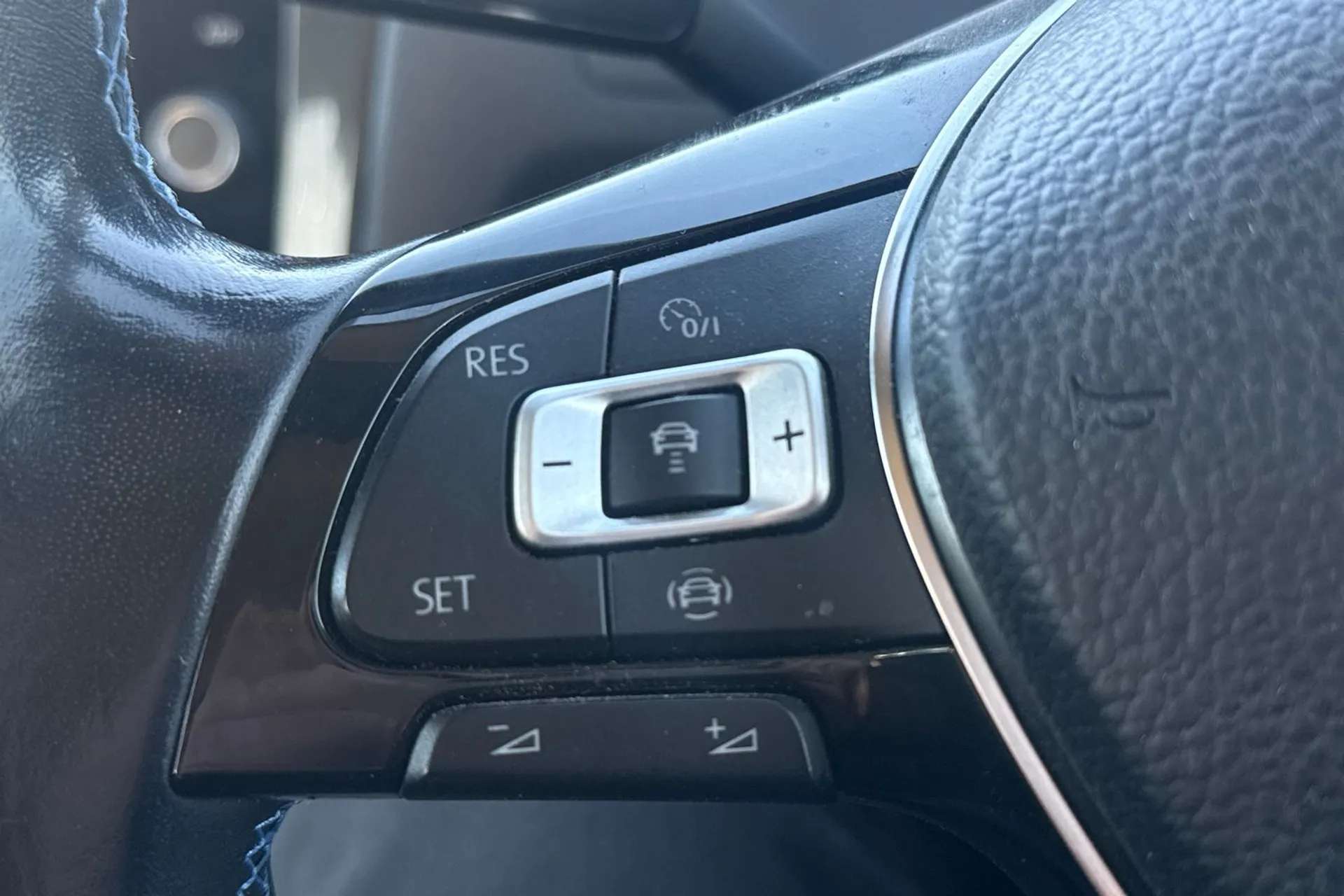 2020 VOLKSWAGEN GOLF 2020 VOLKSWAGEN GOLF