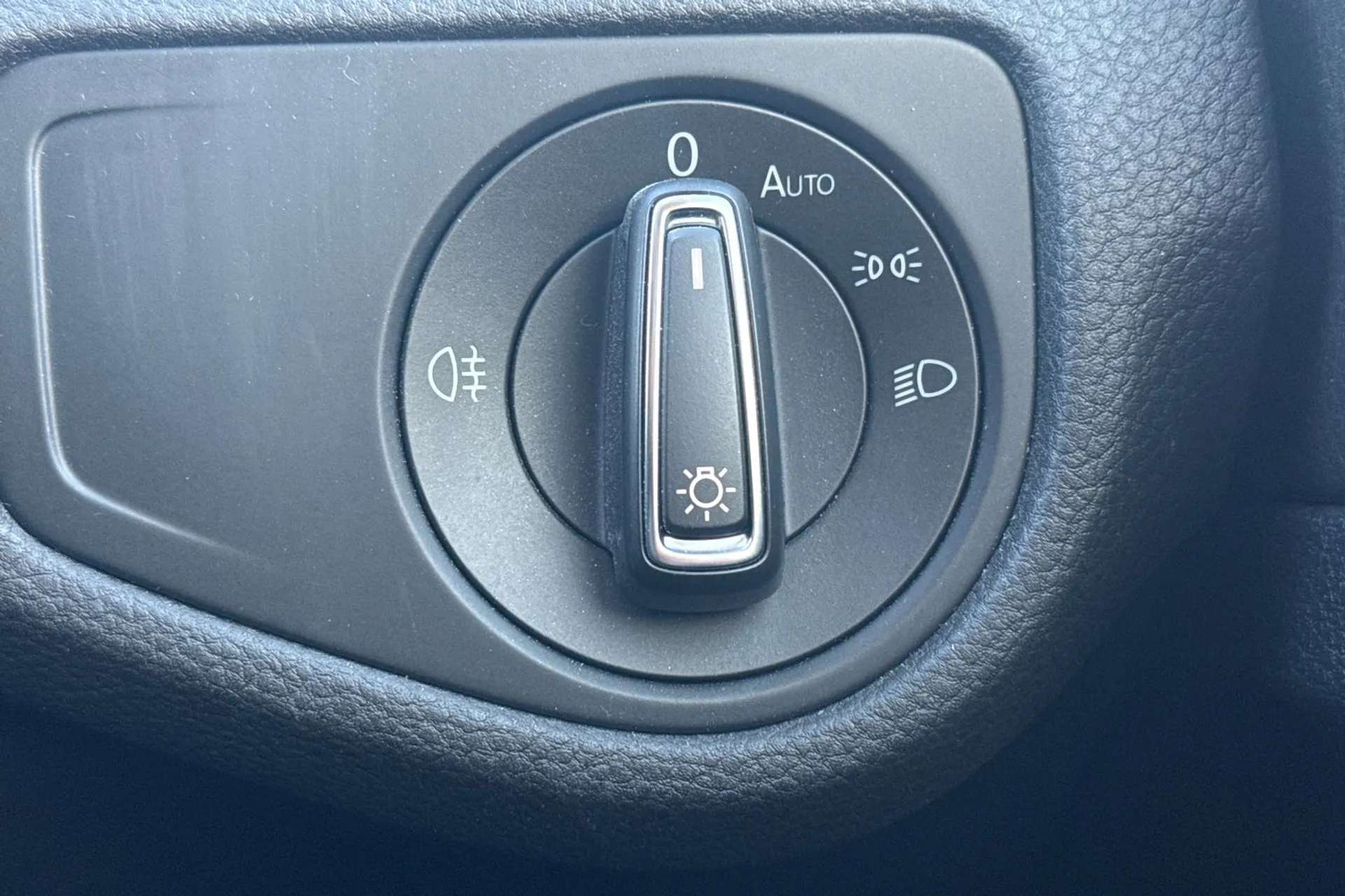 2020 VOLKSWAGEN GOLF 2020 VOLKSWAGEN GOLF