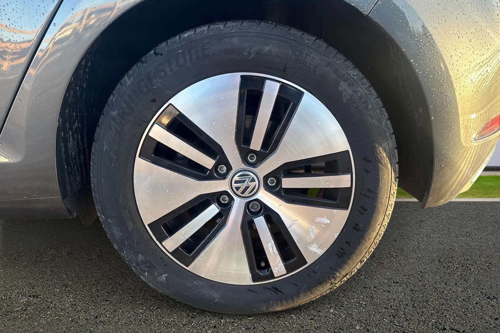 2020 VOLKSWAGEN GOLF 2020 VOLKSWAGEN GOLF