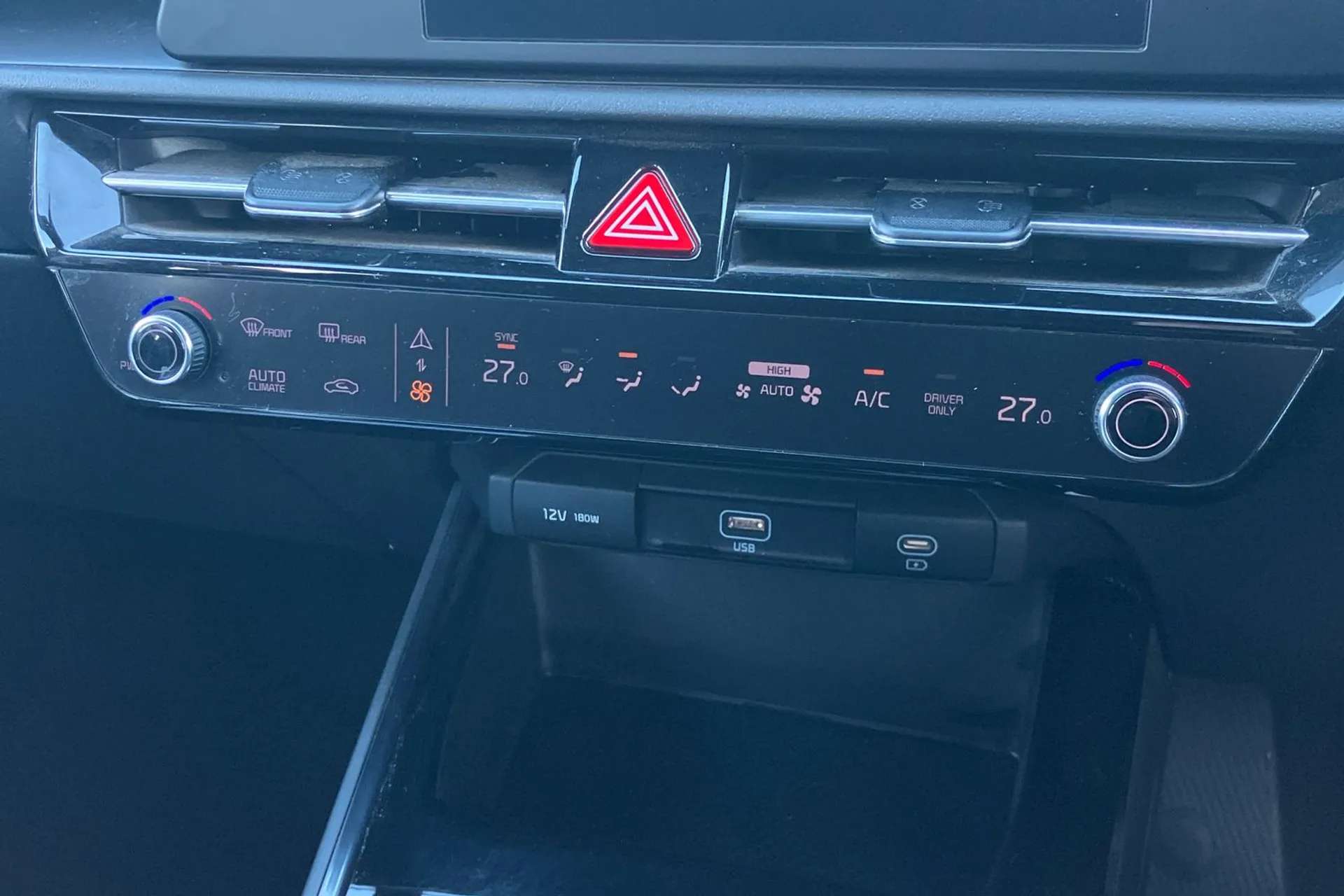 2023 KIA NIRO 2023 KIA NIRO