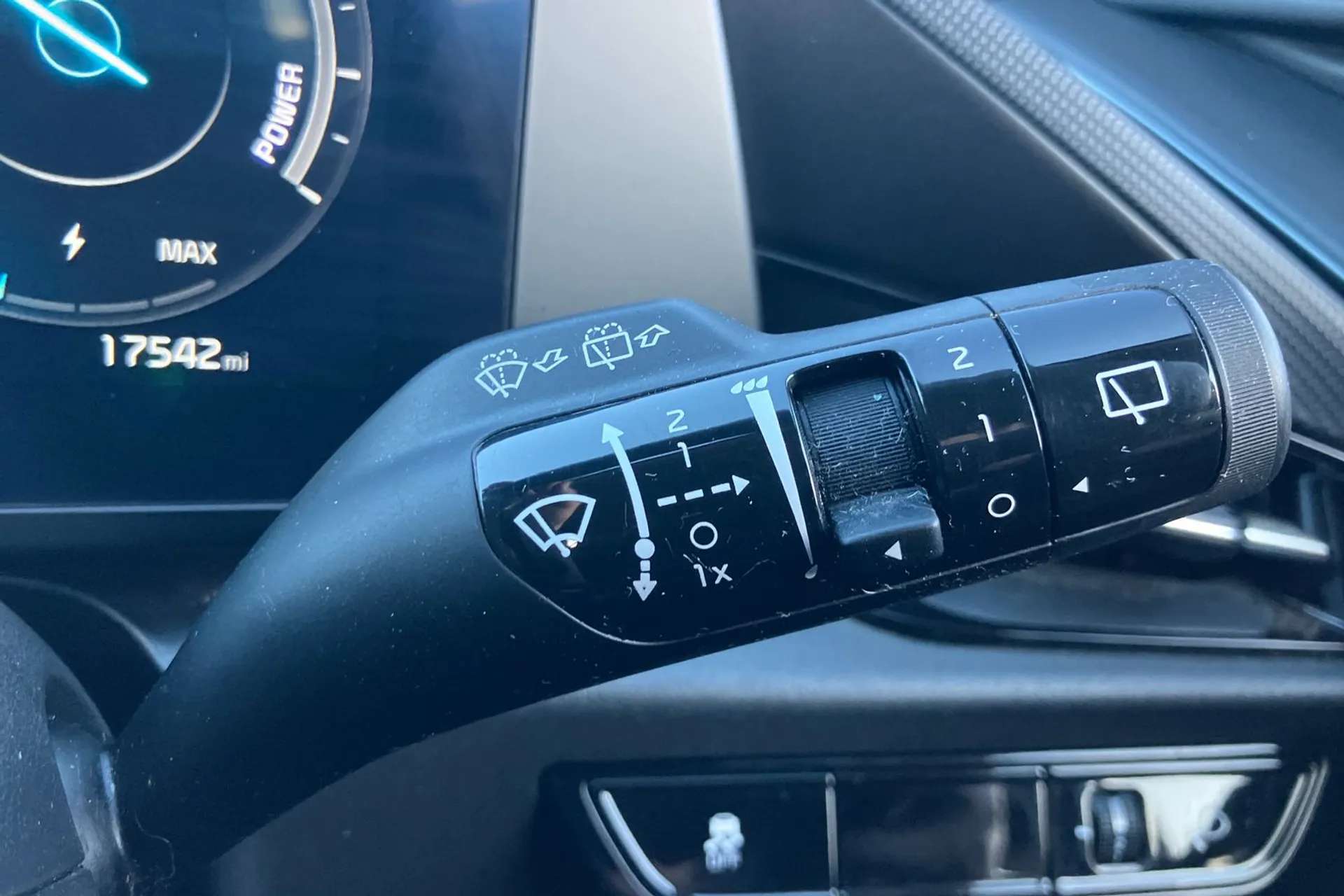 2023 KIA NIRO 2023 KIA NIRO