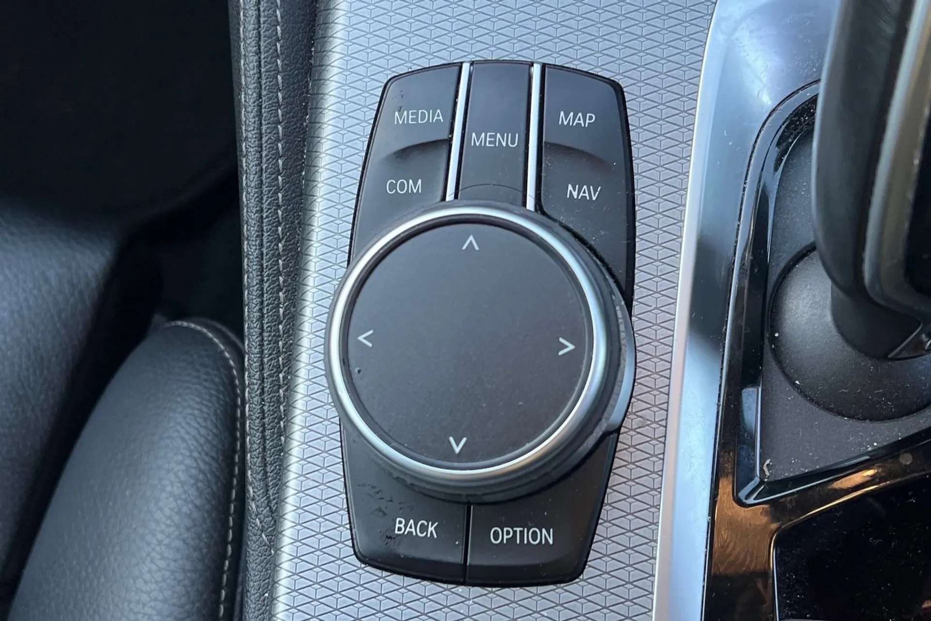 2020 BMW 5 SERIES 2020 BMW 5 SERIES