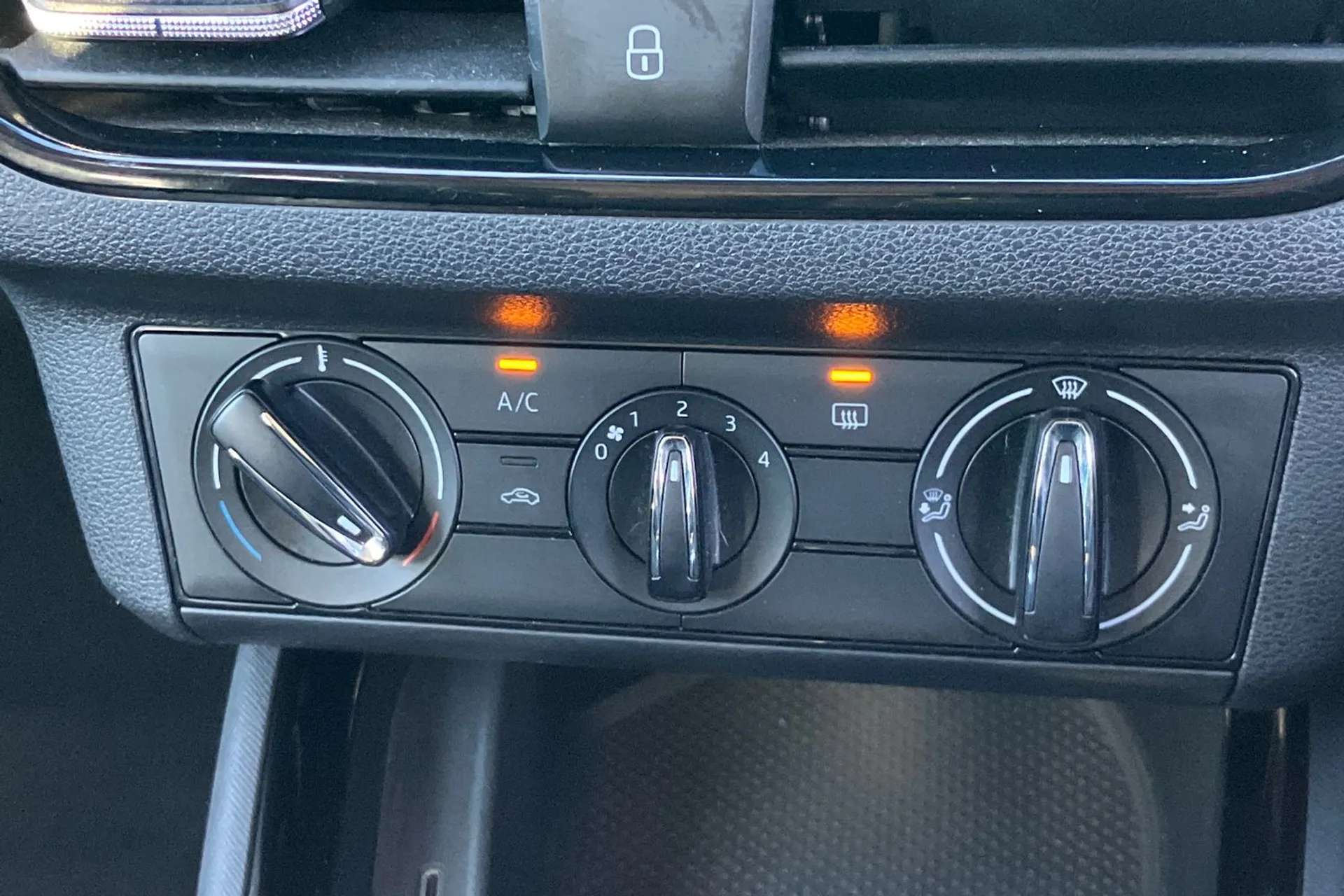 2020 SKODA KAMIQ 2020 SKODA KAMIQ