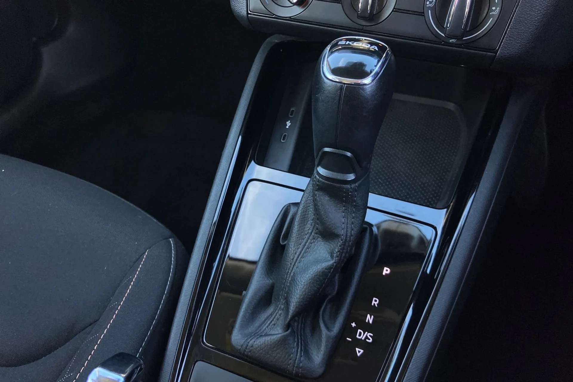 2020 SKODA KAMIQ 2020 SKODA KAMIQ