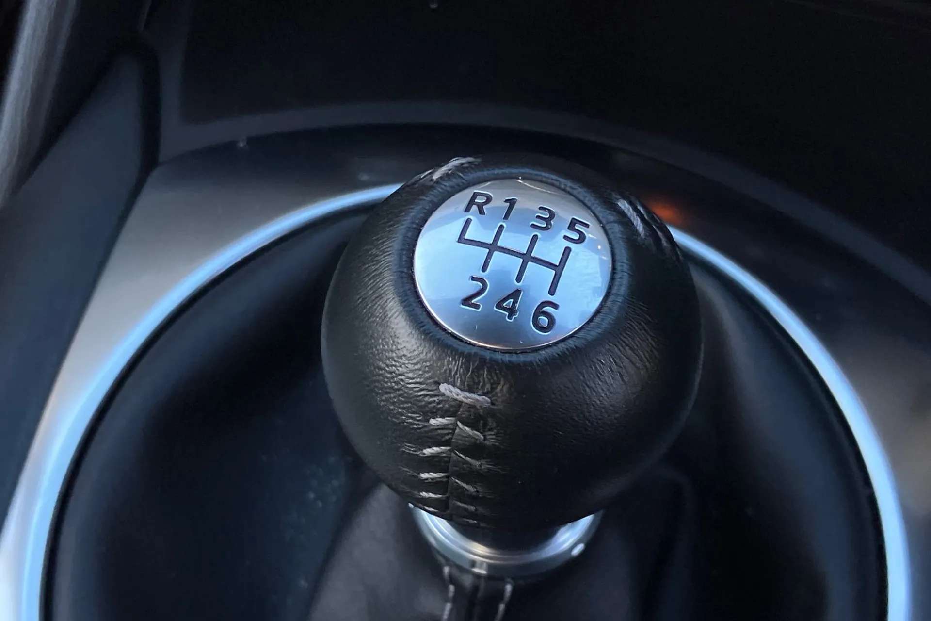 2021 MAZDA MX-5 2021 MAZDA MX-5