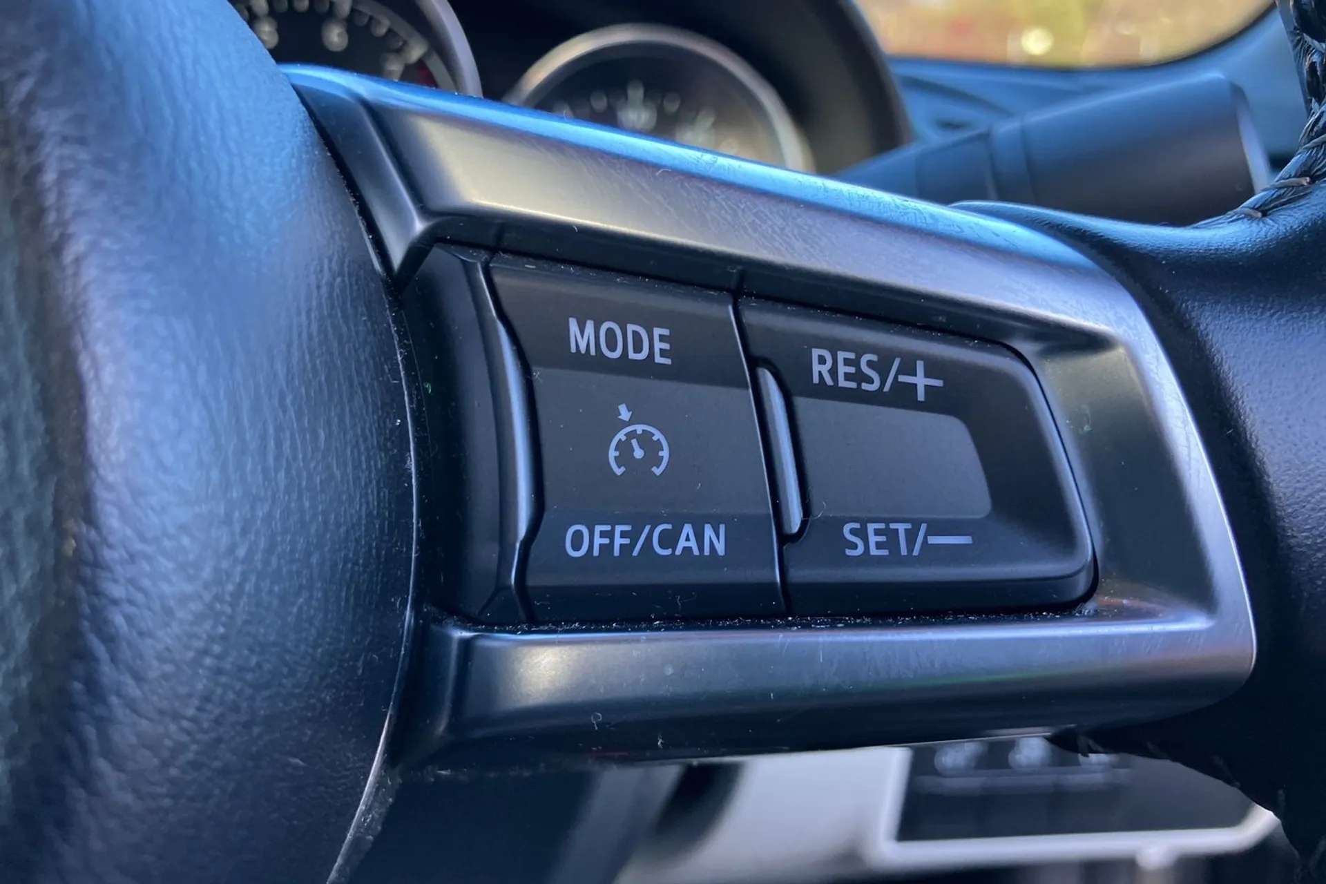 2021 MAZDA MX-5 2021 MAZDA MX-5