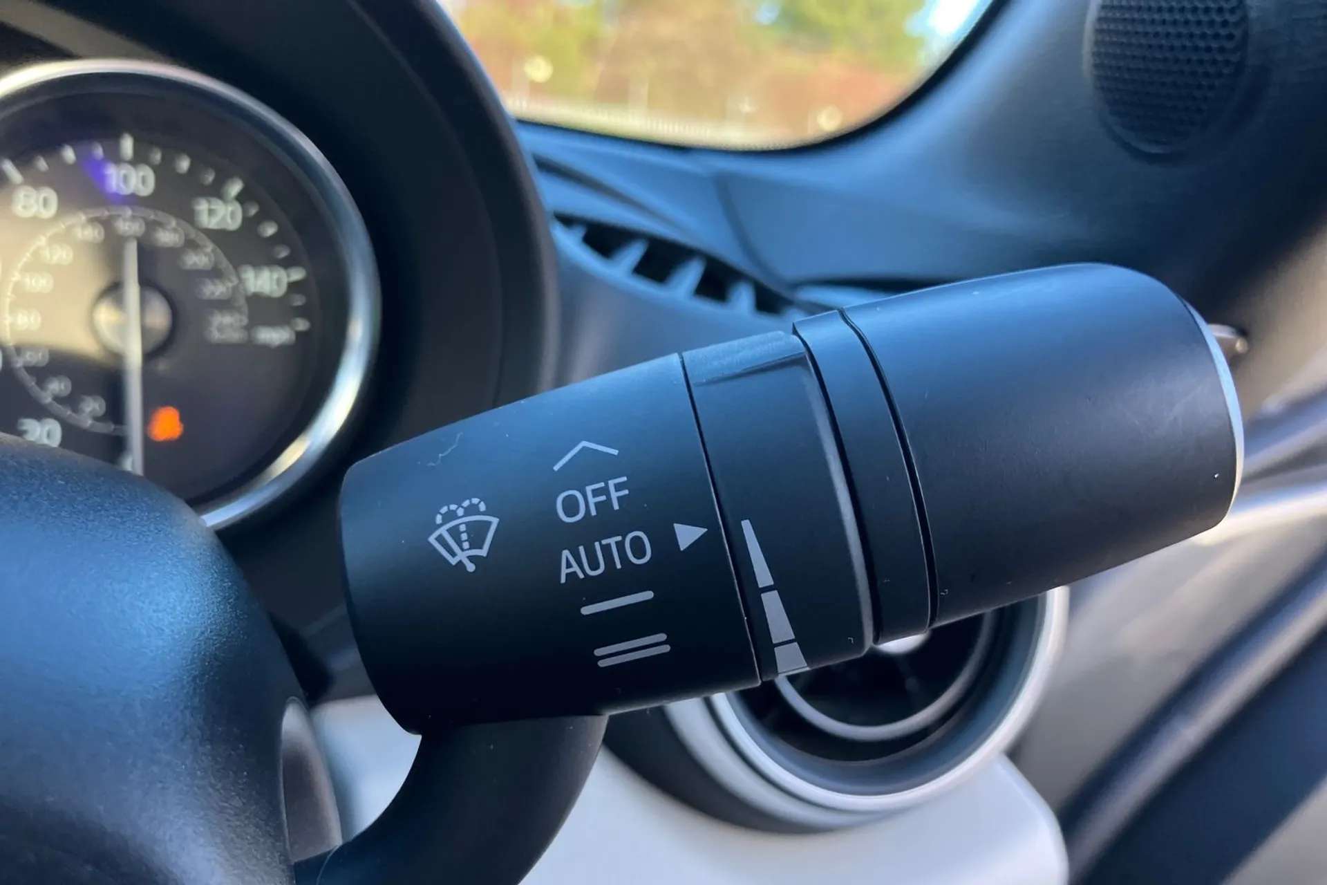 2021 MAZDA MX-5 2021 MAZDA MX-5