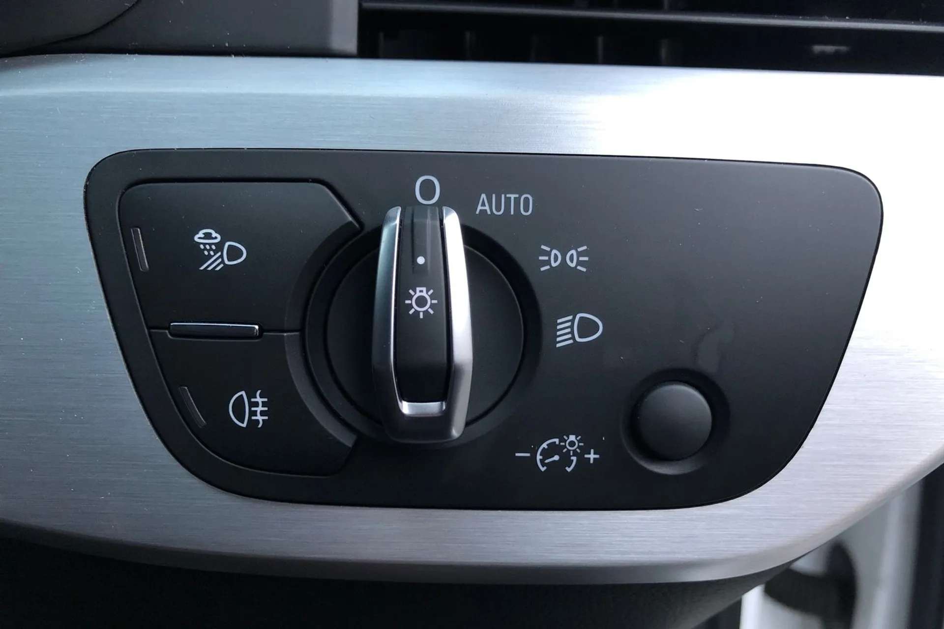 2019 AUDI A4 2019 AUDI A4