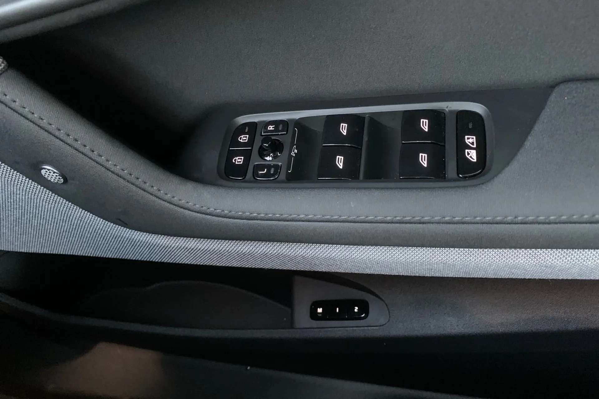 2022 POLESTAR 2 2022 POLESTAR 2