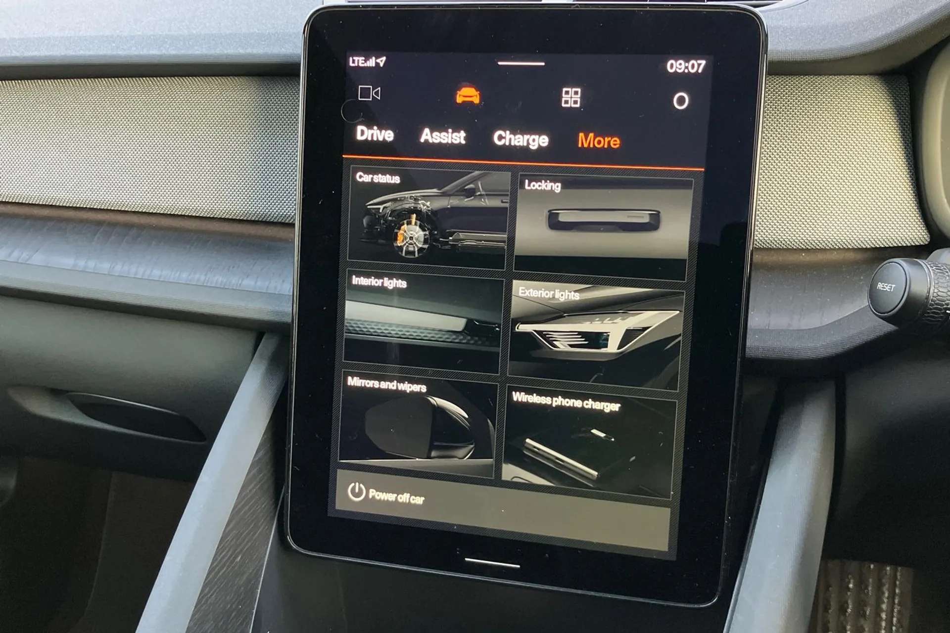 2022 POLESTAR 2 2022 POLESTAR 2