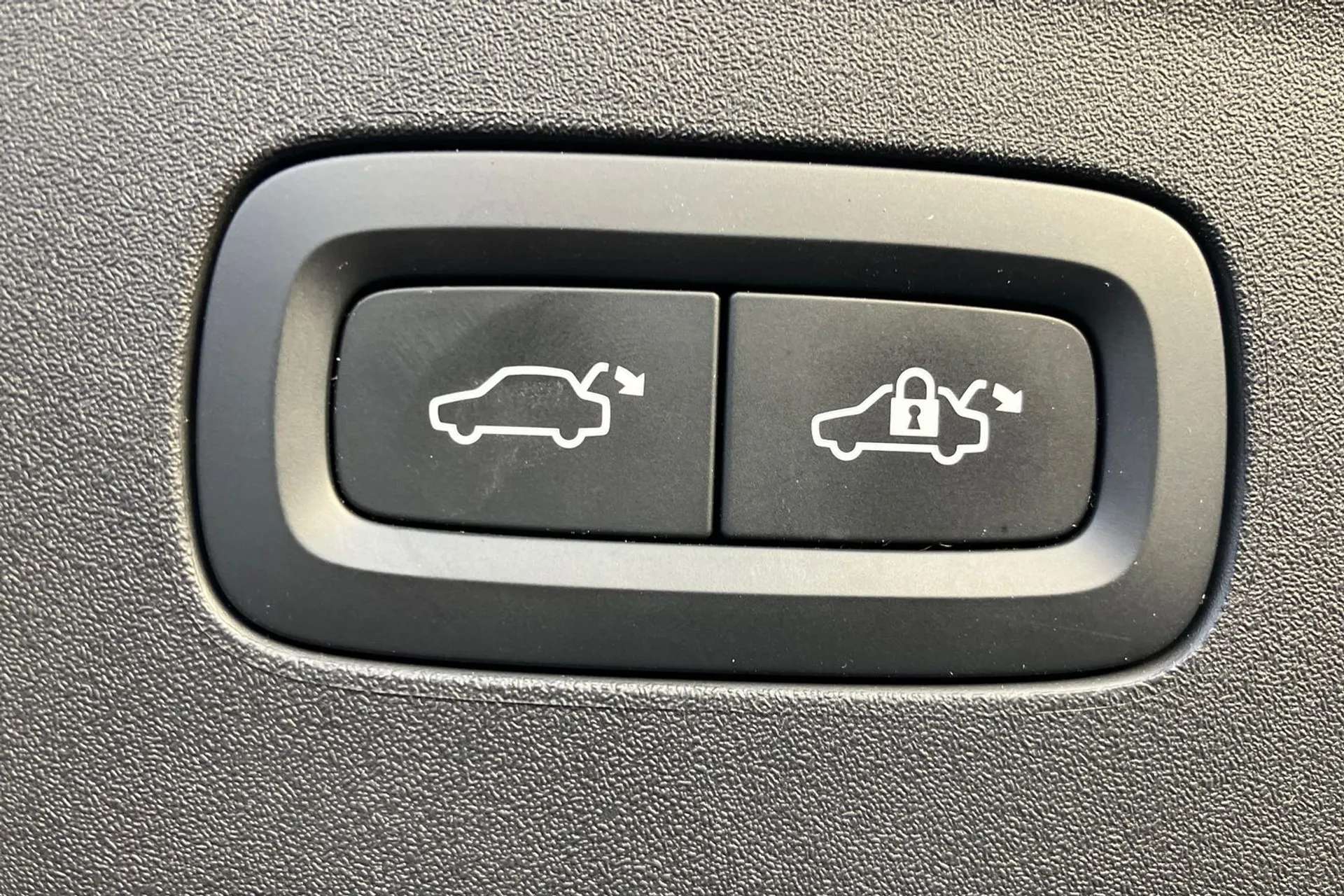 2022 POLESTAR 2 2022 POLESTAR 2