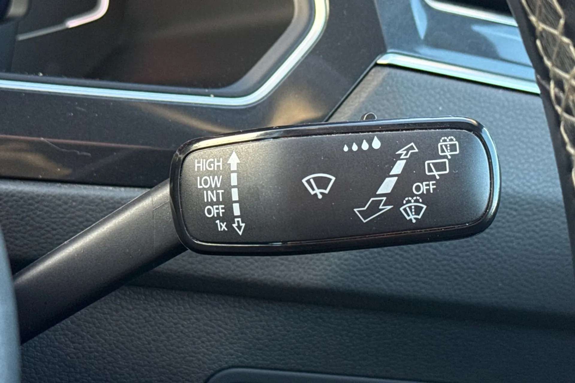 2019 VOLKSWAGEN TIGUAN 2019 VOLKSWAGEN TIGUAN