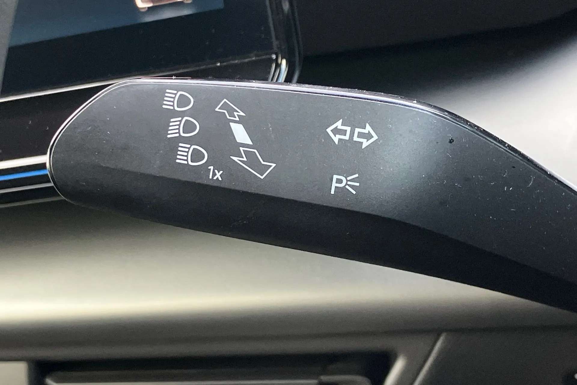 2023 CUPRA BORN 2023 CUPRA BORN