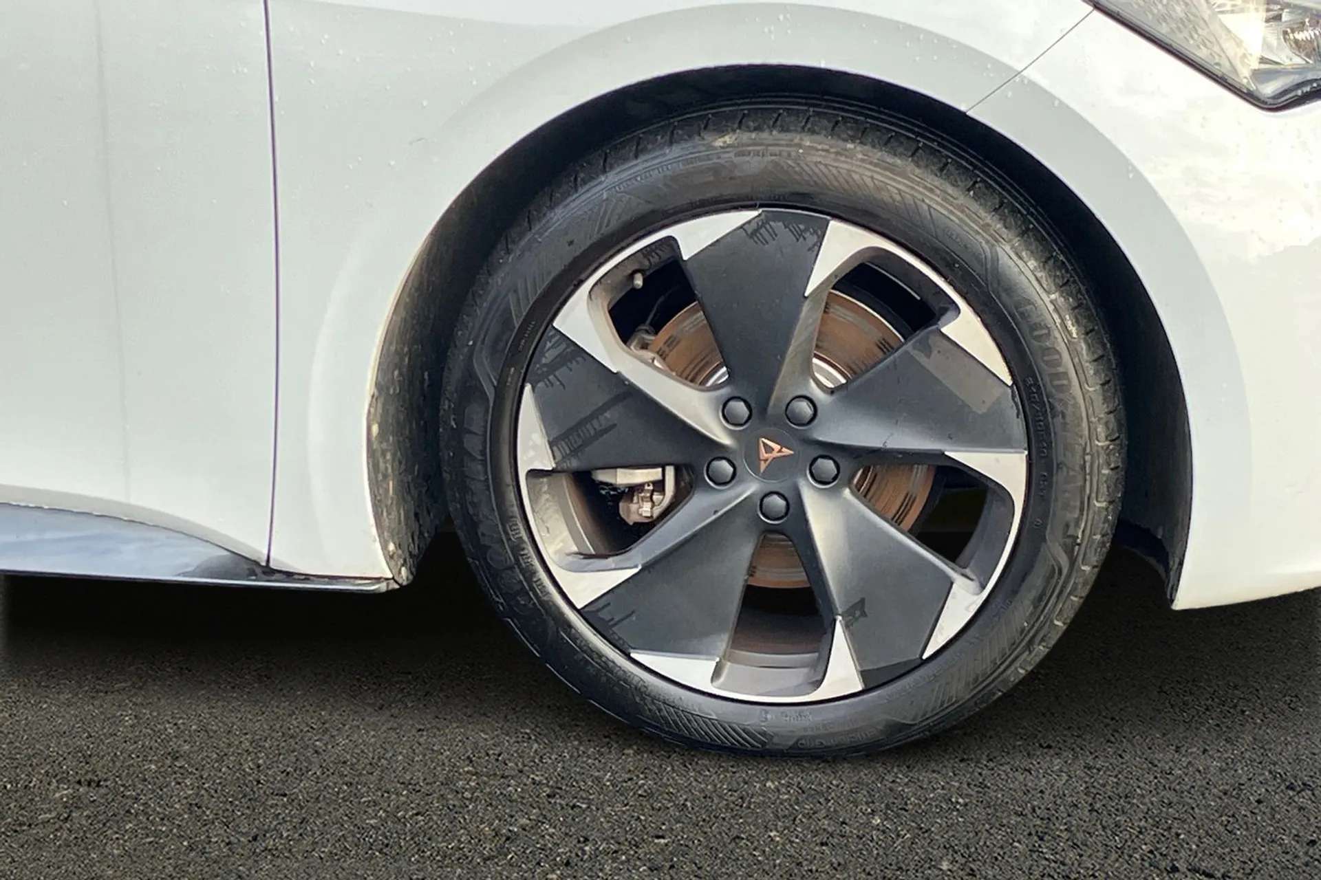 2023 CUPRA BORN 2023 CUPRA BORN