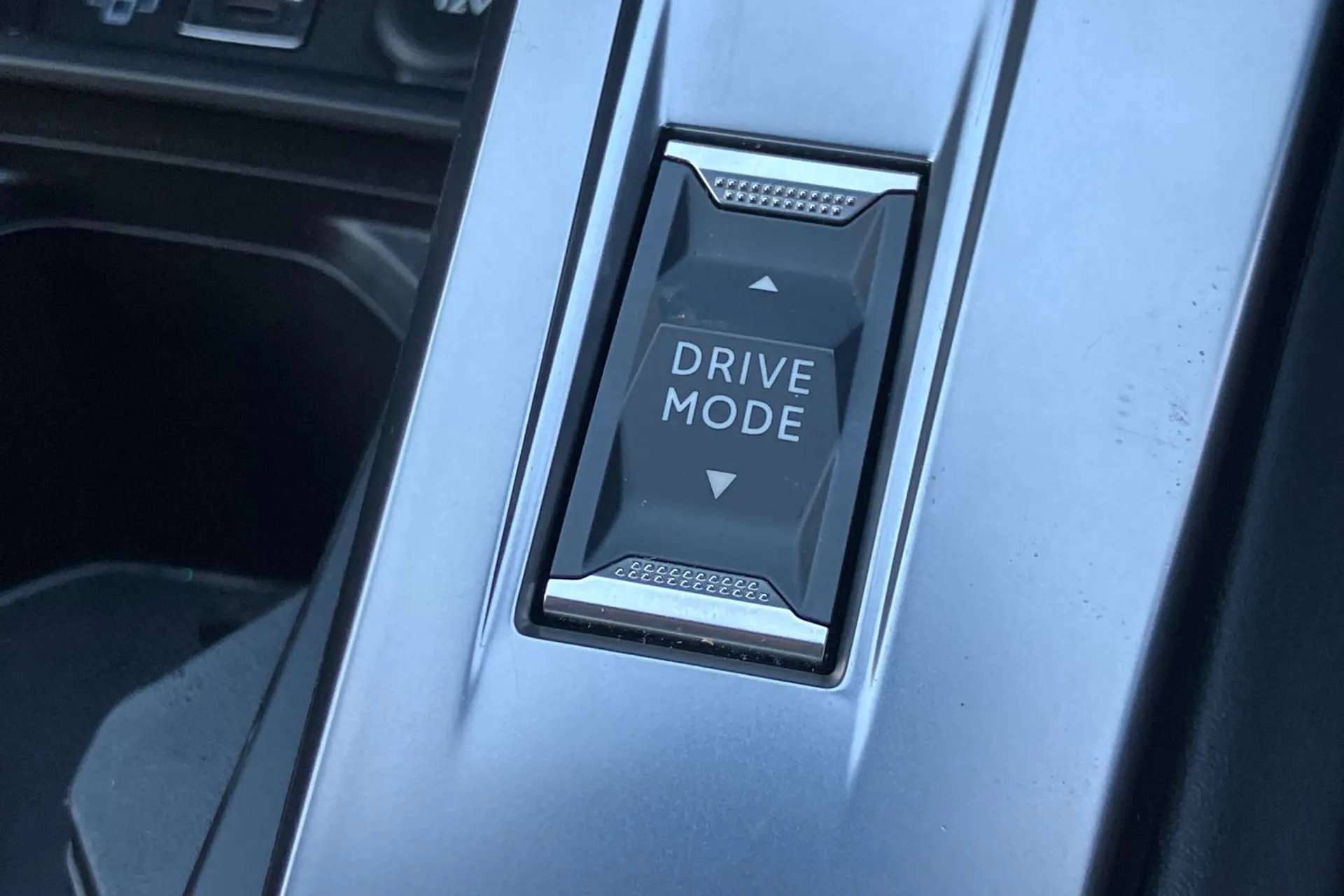 2024 PEUGEOT 408 2024 PEUGEOT 408