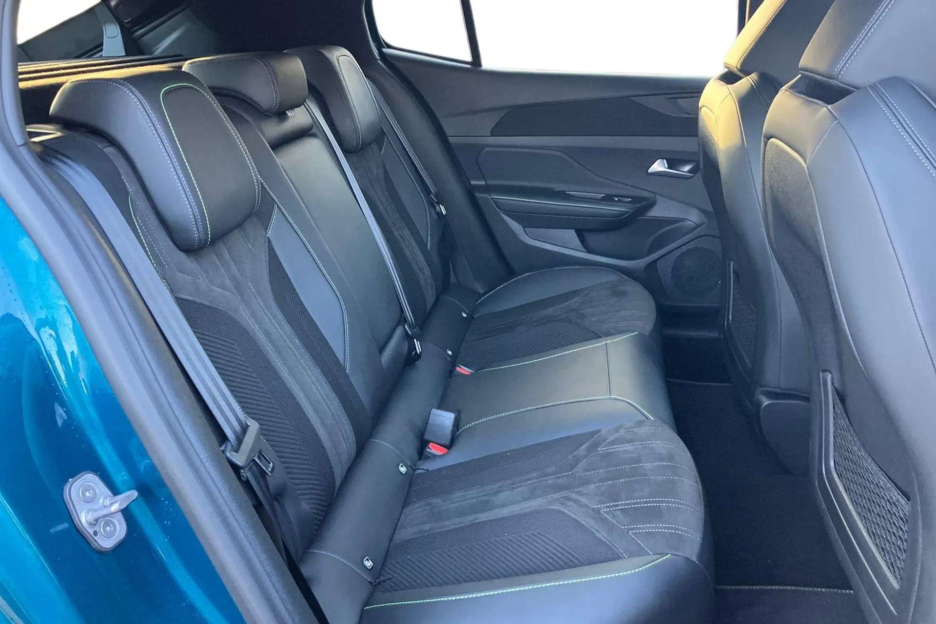 2024 PEUGEOT 408 2024 PEUGEOT 408