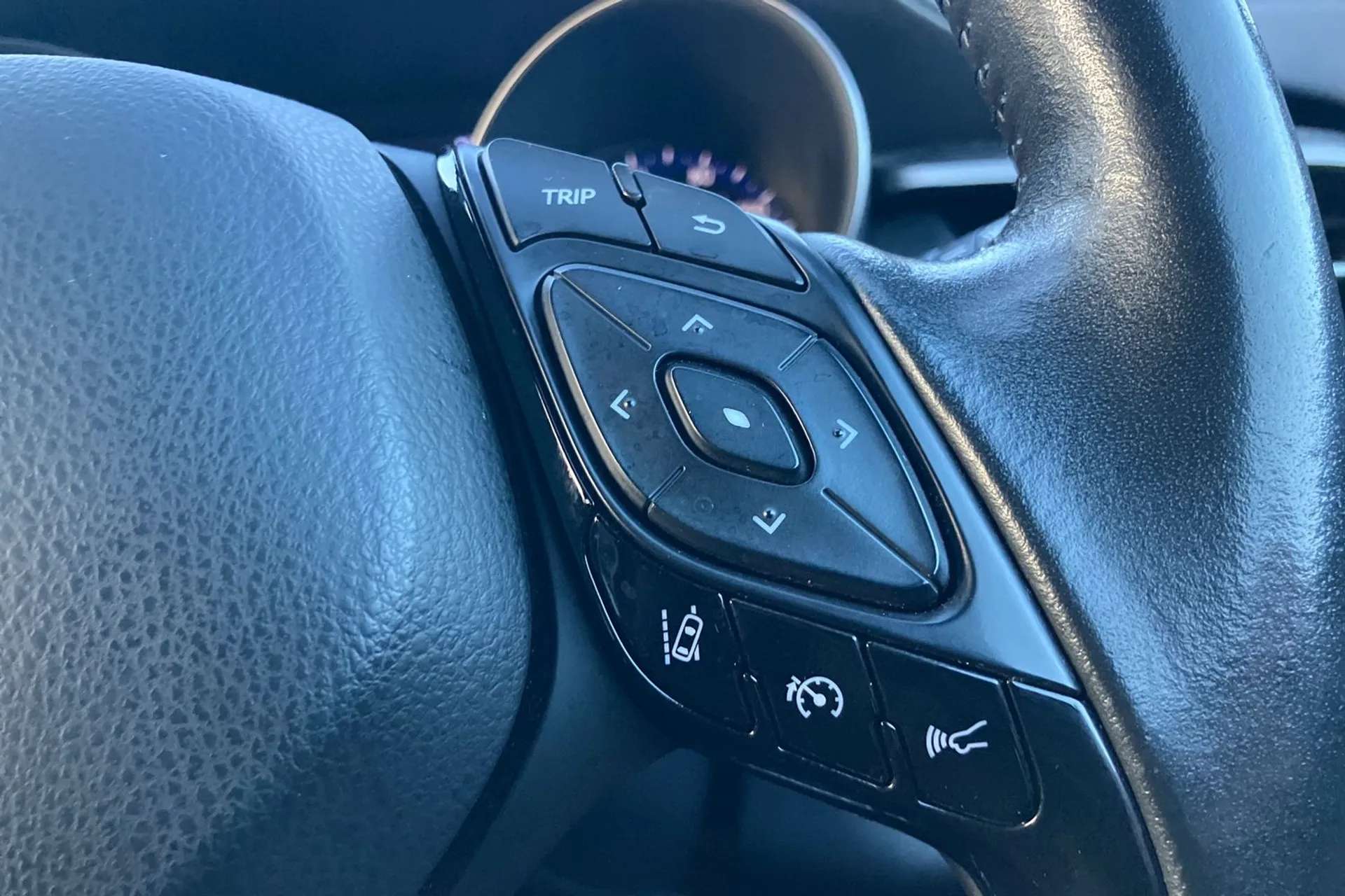 2020 TOYOTA C-HR 2020 TOYOTA C-HR