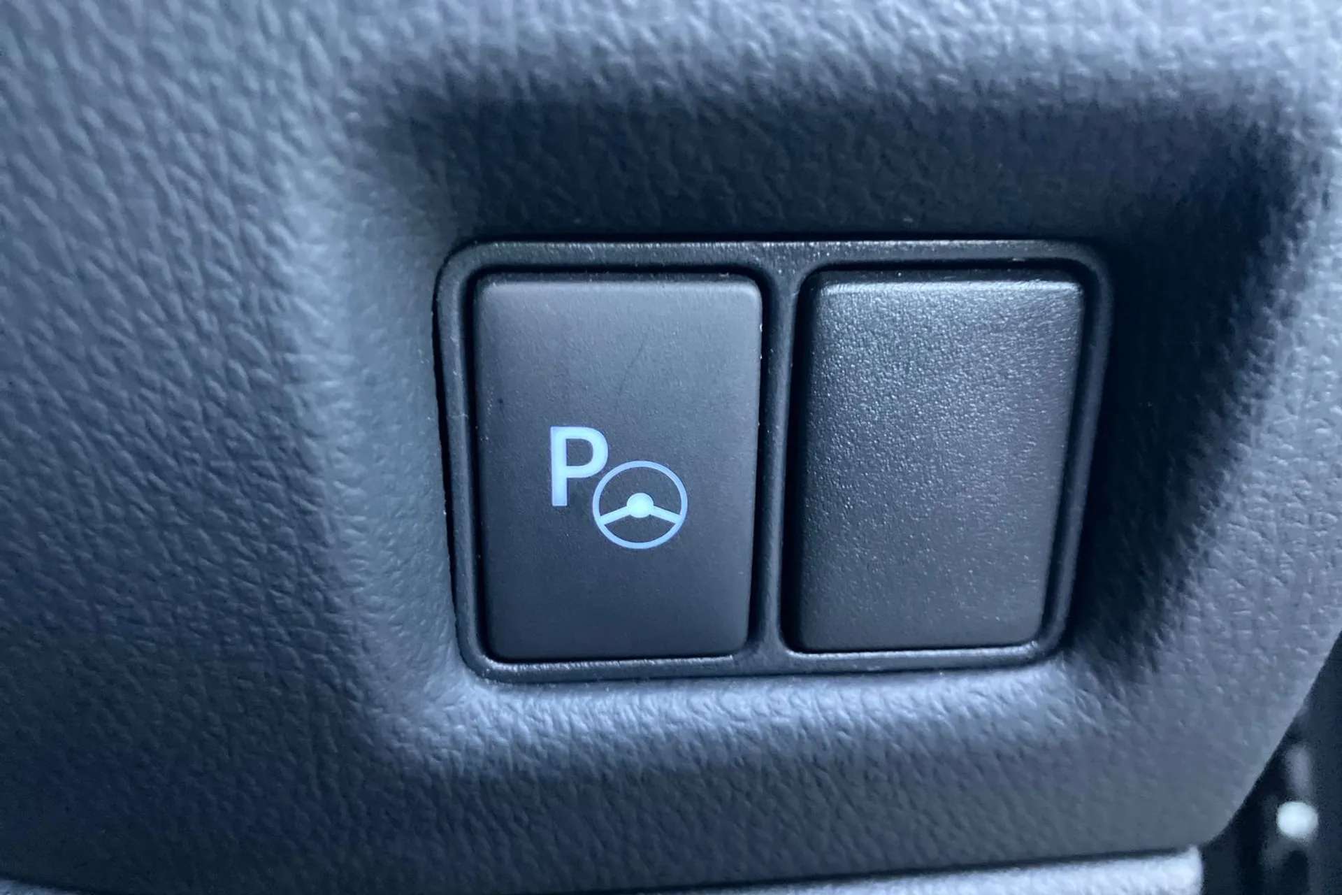 2020 TOYOTA C-HR 2020 TOYOTA C-HR