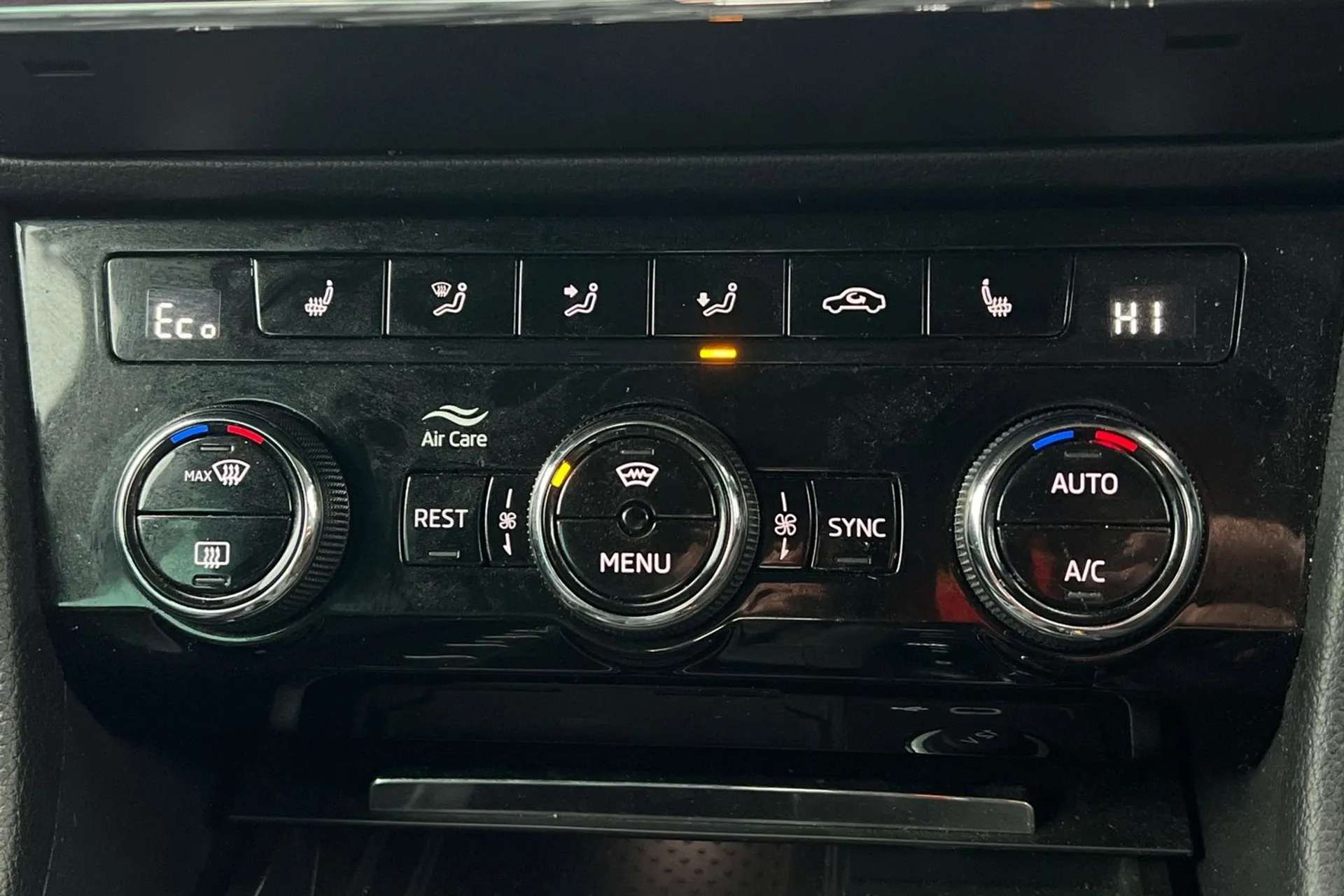 2021 SKODA SUPERB 2021 SKODA SUPERB