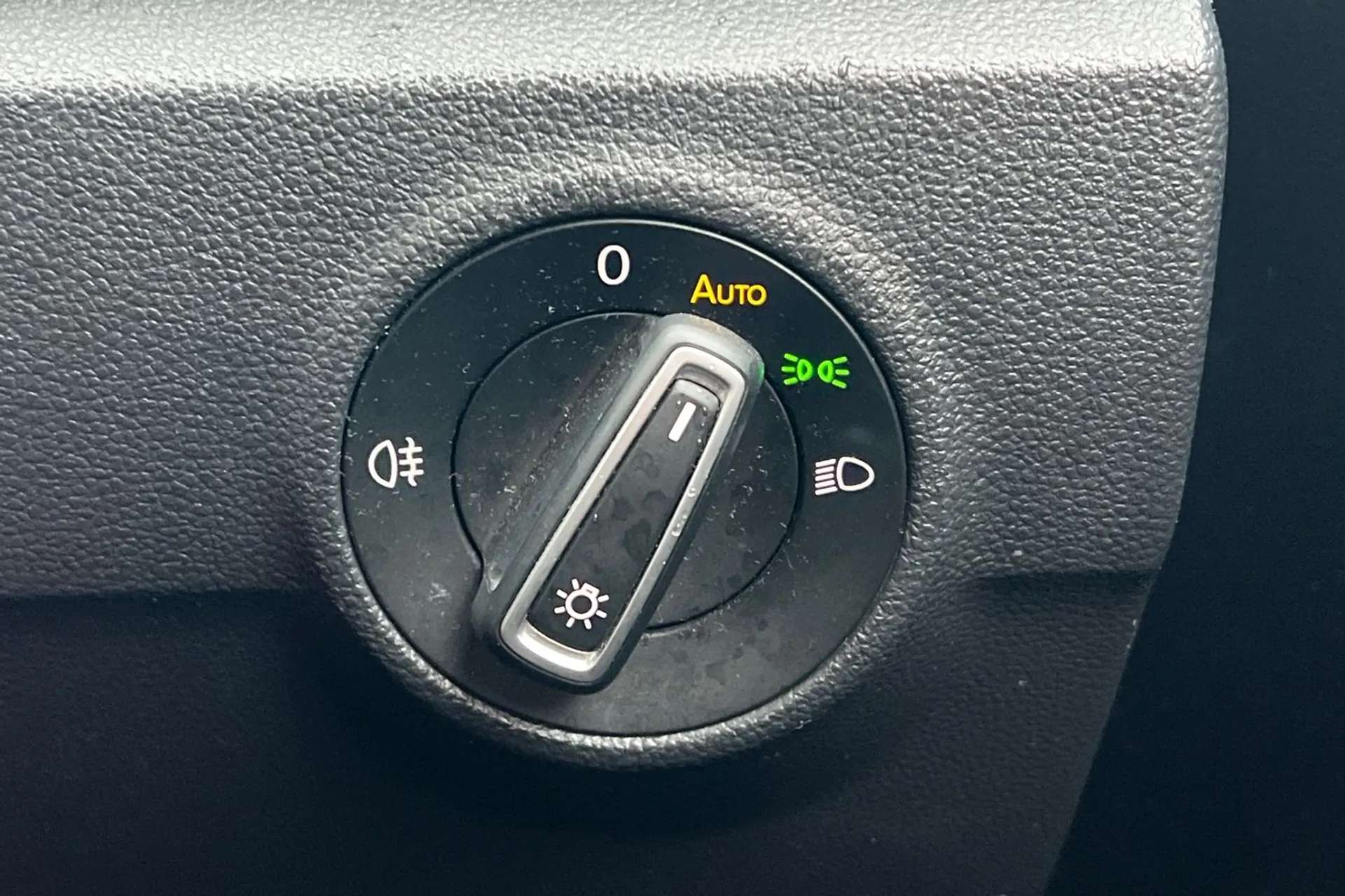 2019 VOLKSWAGEN T-ROC 2019 VOLKSWAGEN T-ROC