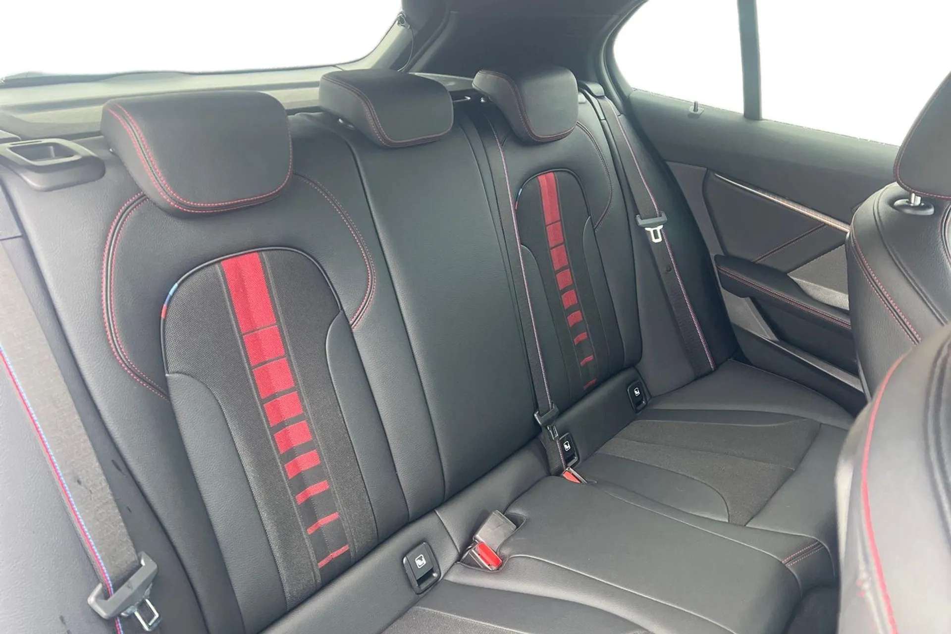 2021 BMW 1 SERIES 2021 BMW 1 SERIES