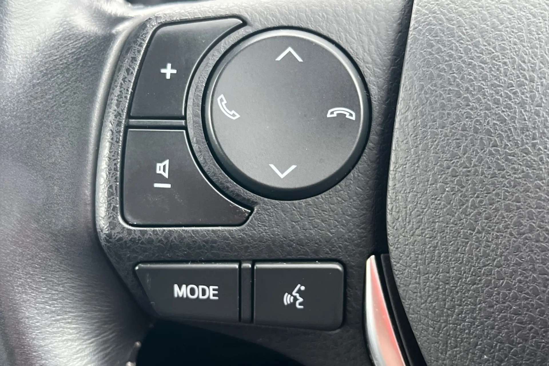 2018 TOYOTA AURIS 2018 TOYOTA AURIS