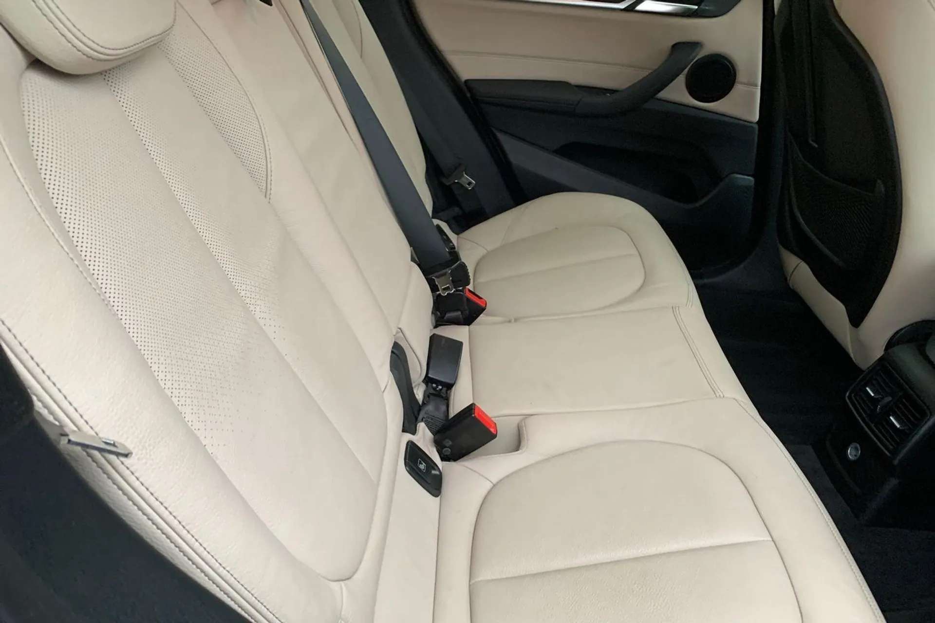 2017 BMW X1 2017 BMW X1