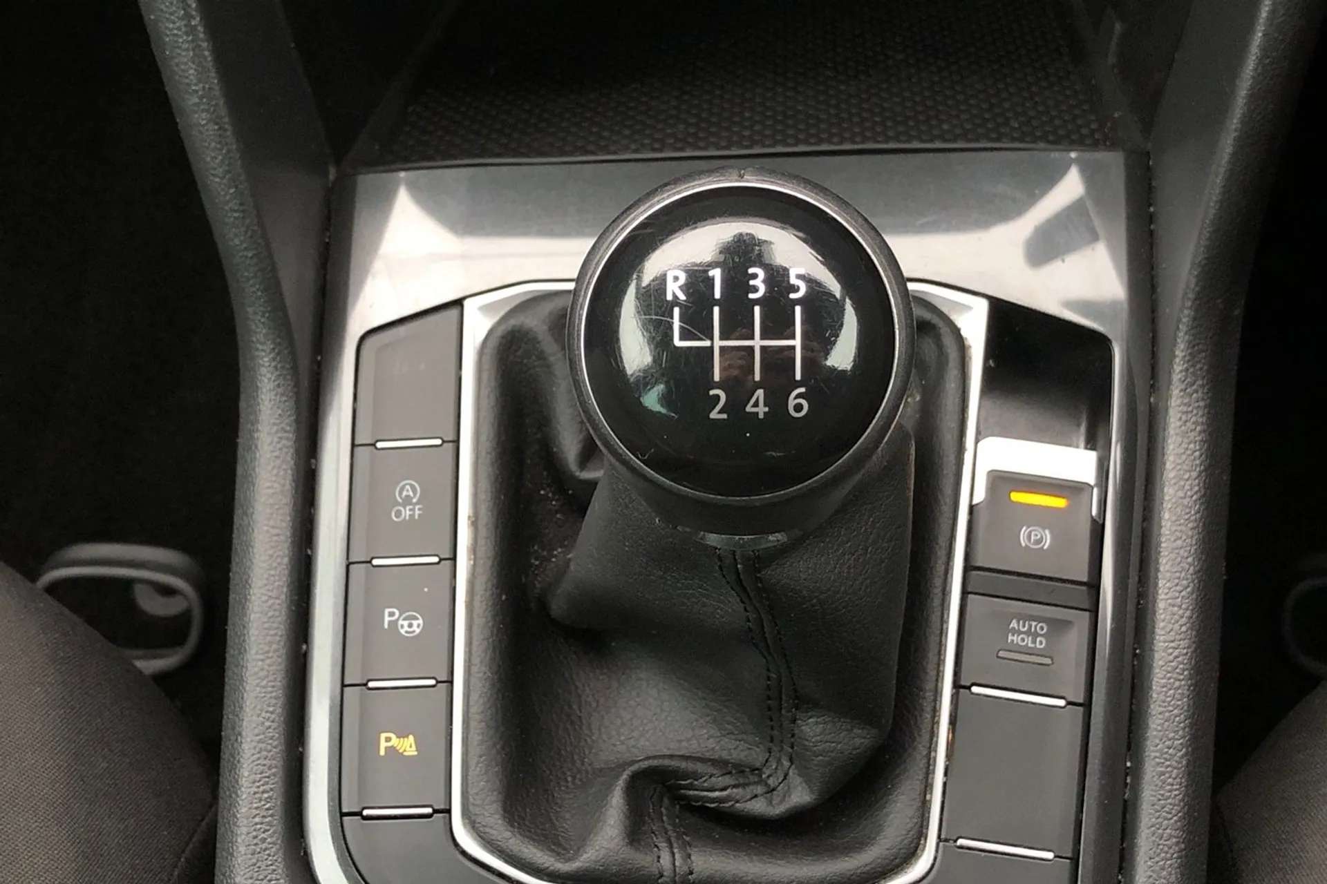 2018 VOLKSWAGEN TIGUAN 2018 VOLKSWAGEN TIGUAN