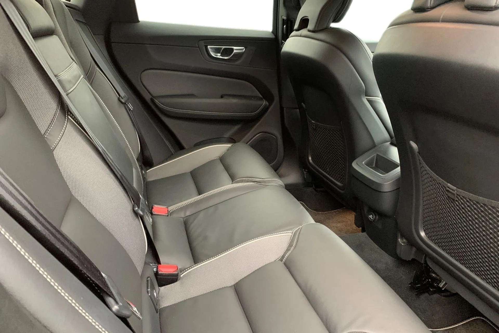 2020 VOLVO XC60 2020 VOLVO XC60