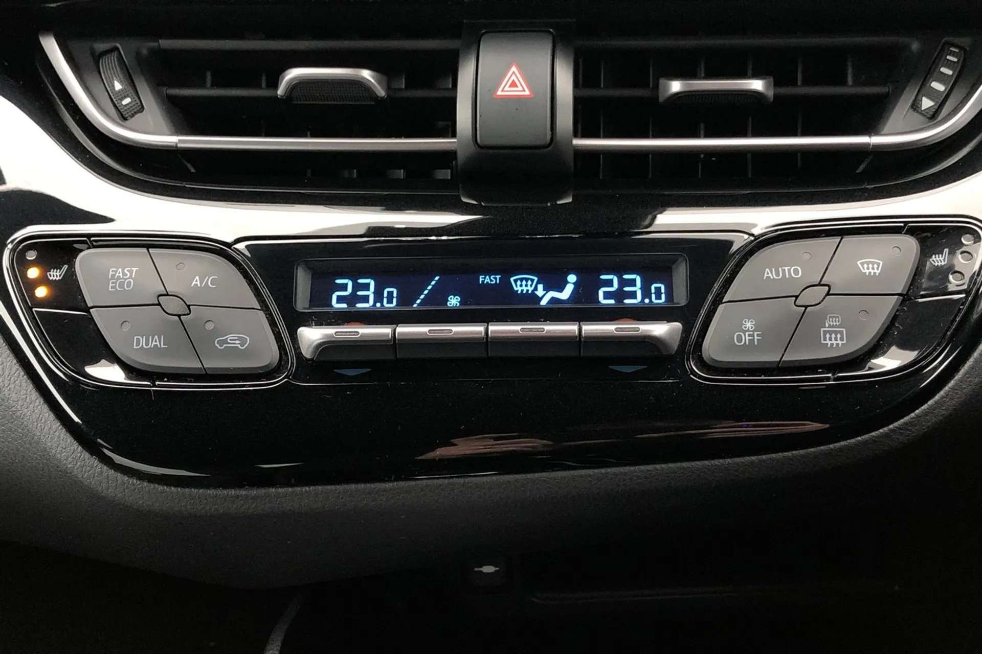 2018 TOYOTA C-HR 2018 TOYOTA C-HR