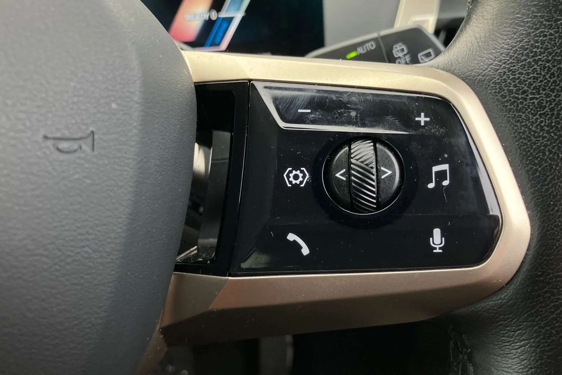 2022 BMW IX 2022 BMW IX