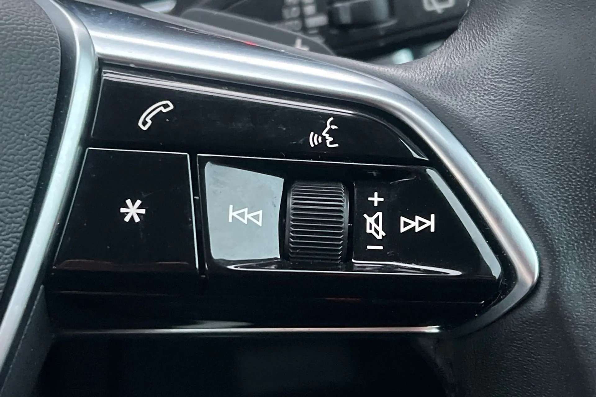 2021 AUDI A6 2021 AUDI A6