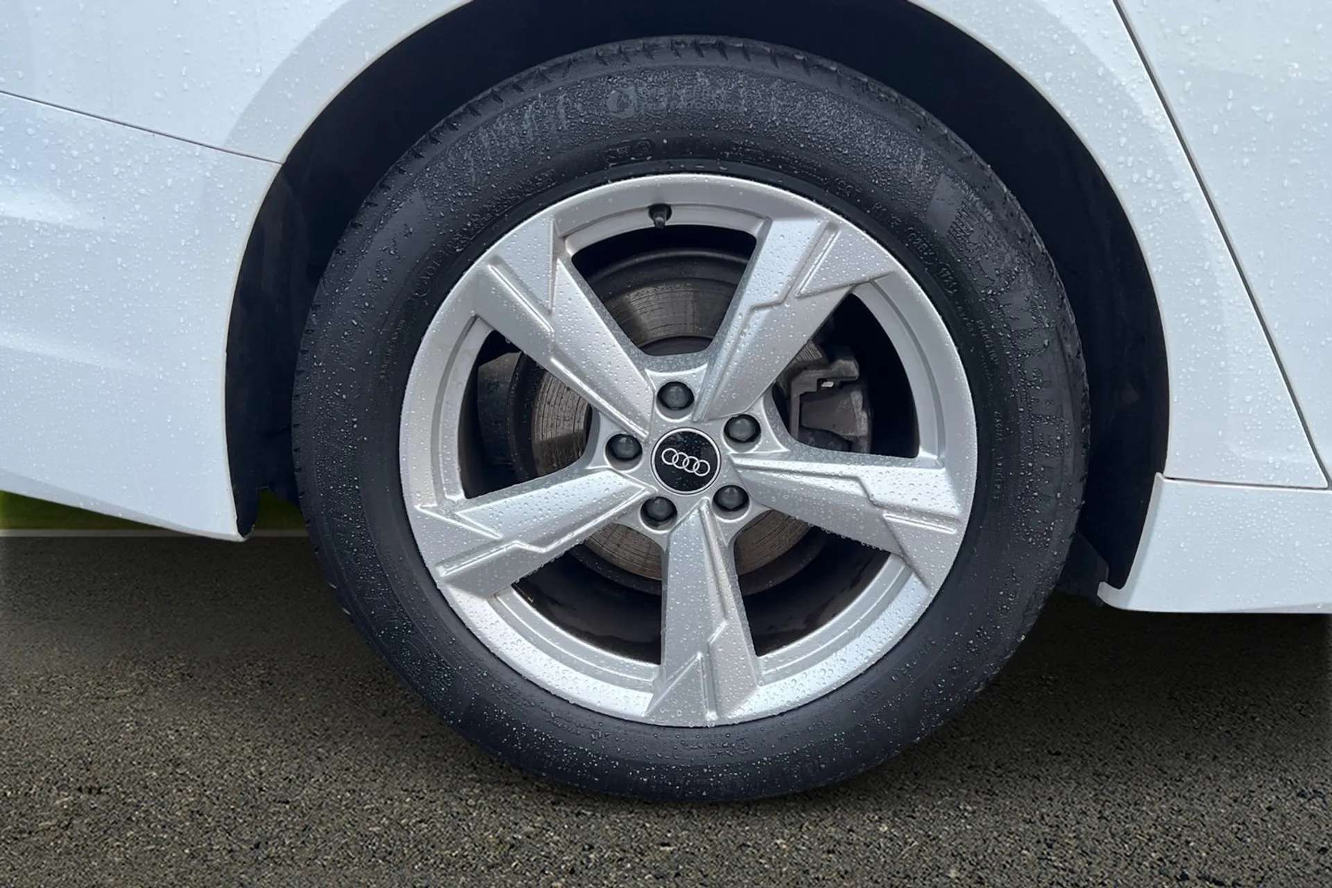 2021 AUDI A6 2021 AUDI A6