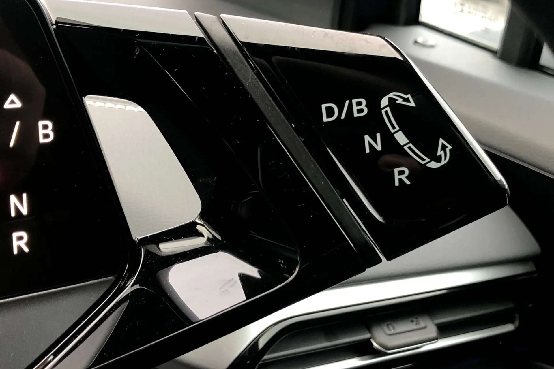 2023 VOLKSWAGEN ID.4 2023 VOLKSWAGEN ID.4