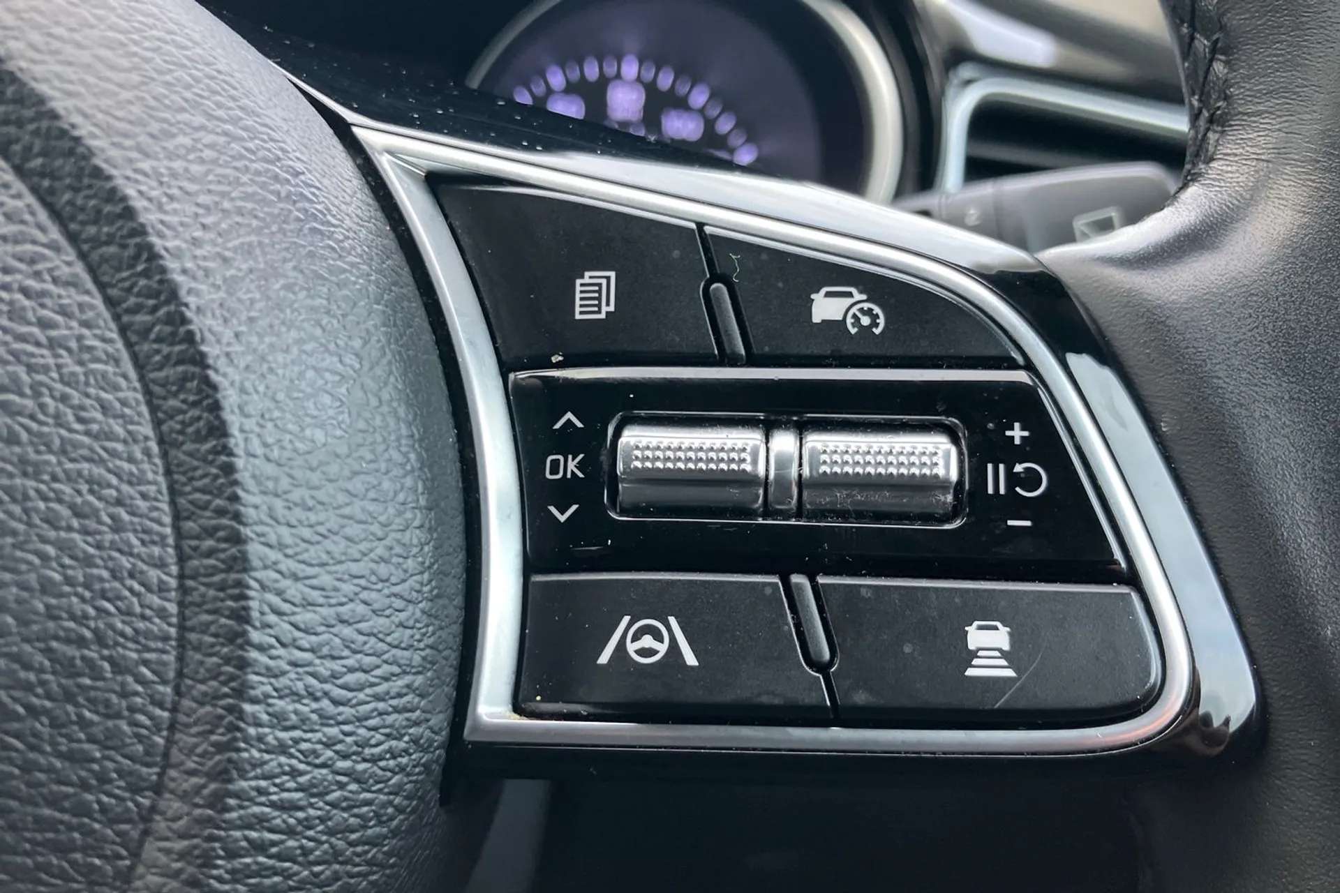 2023 KIA XCEED 2023 KIA XCEED