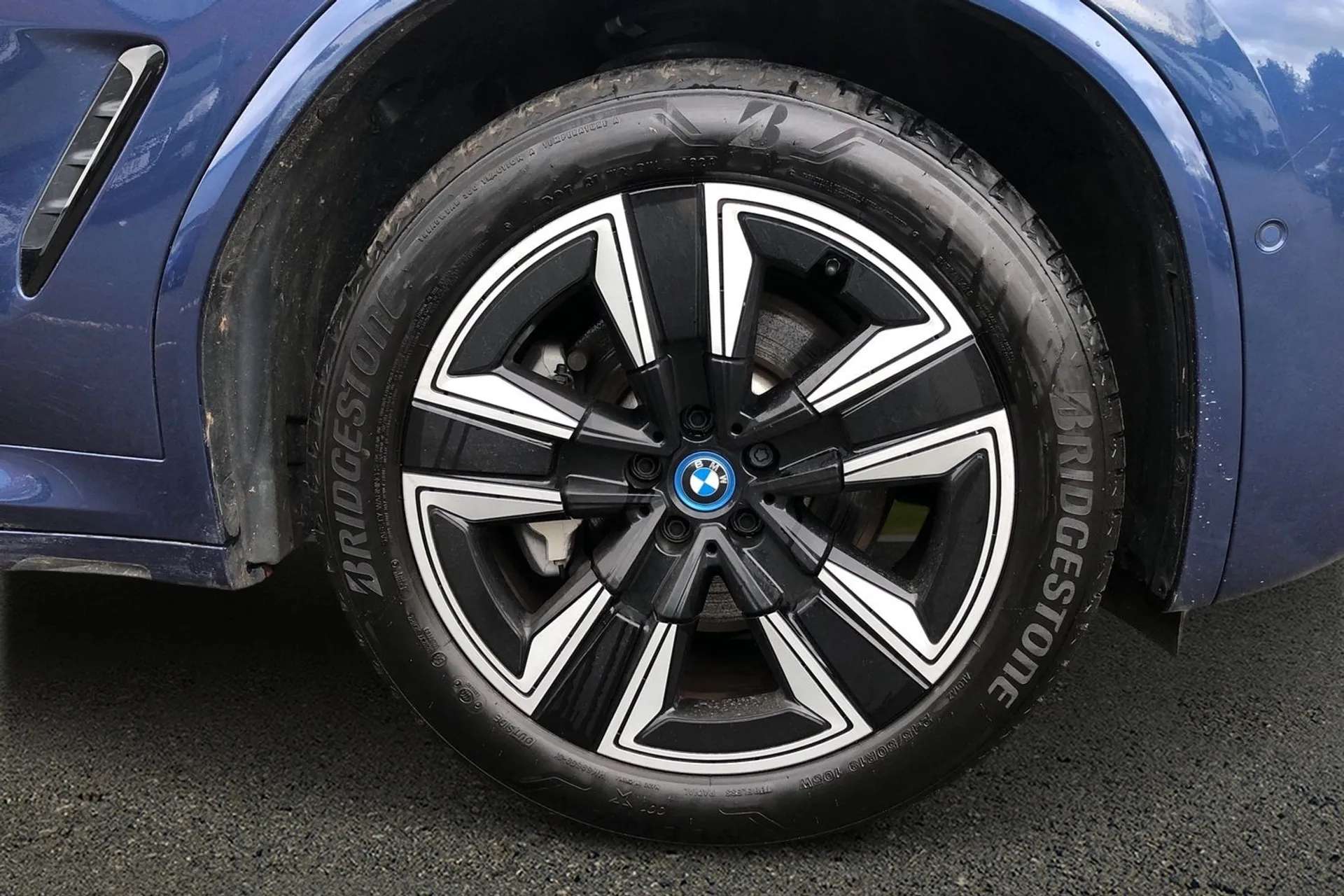 2022 BMW IX3 2022 BMW IX3