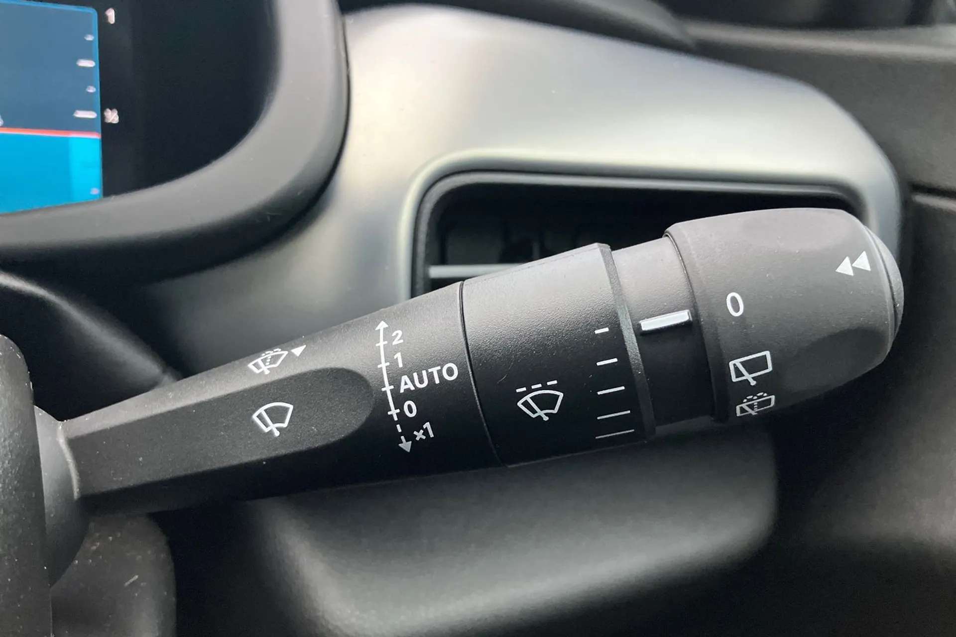 2025 JEEP AVENGER 2025 JEEP AVENGER