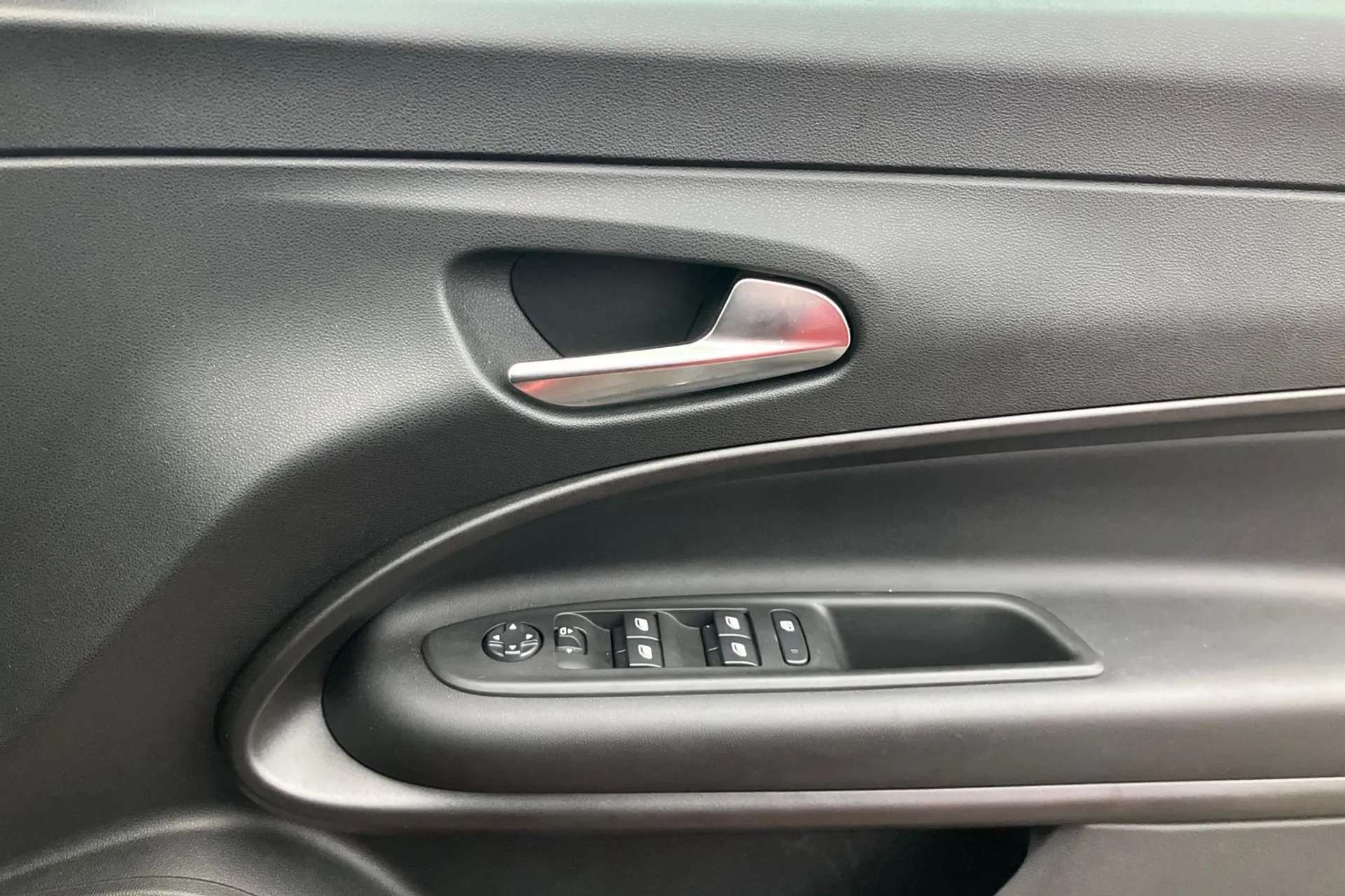 2025 JEEP AVENGER 2025 JEEP AVENGER