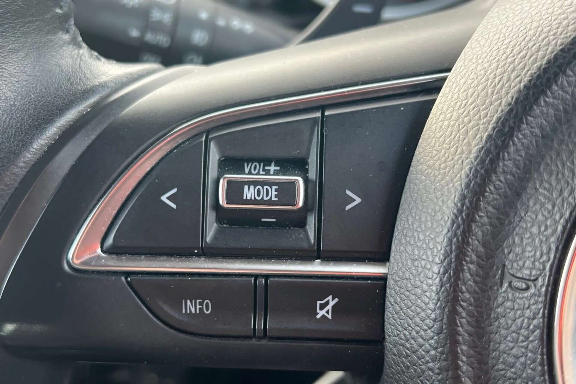 2018 SUZUKI SWIFT 2018 SUZUKI SWIFT