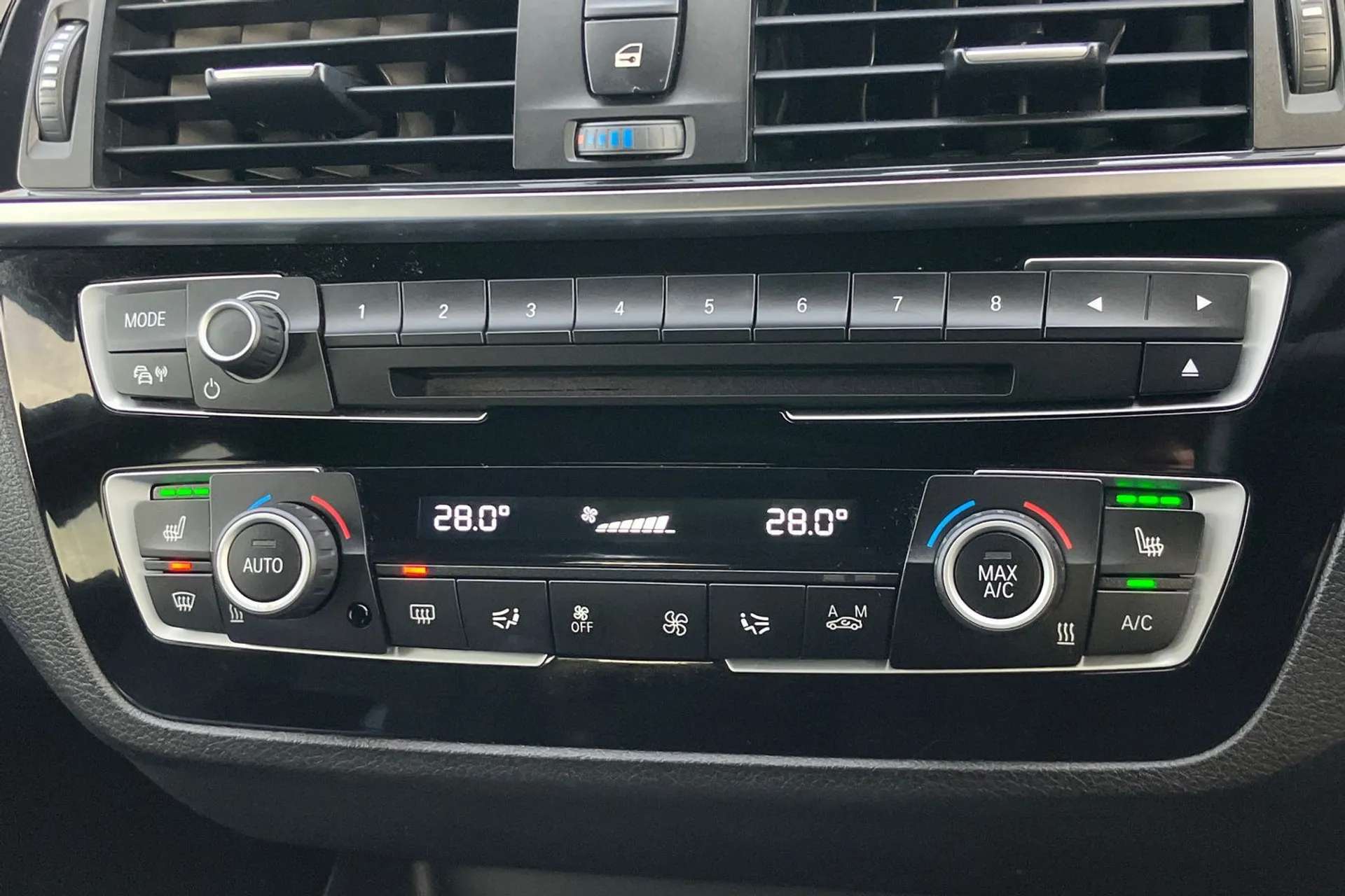 2018 BMW 1 SERIES 2018 BMW 1 SERIES