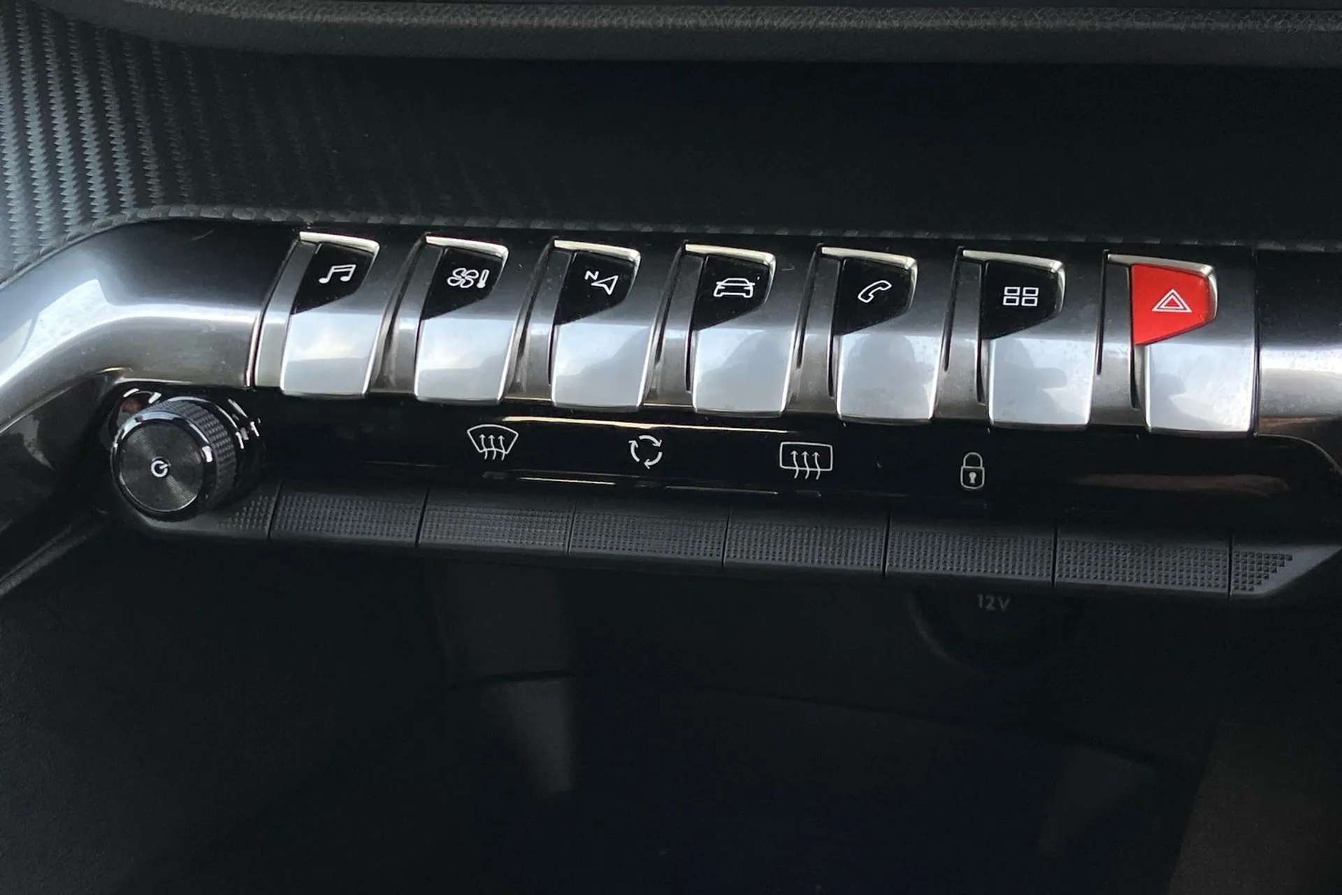 2021 PEUGEOT 3008 2021 PEUGEOT 3008