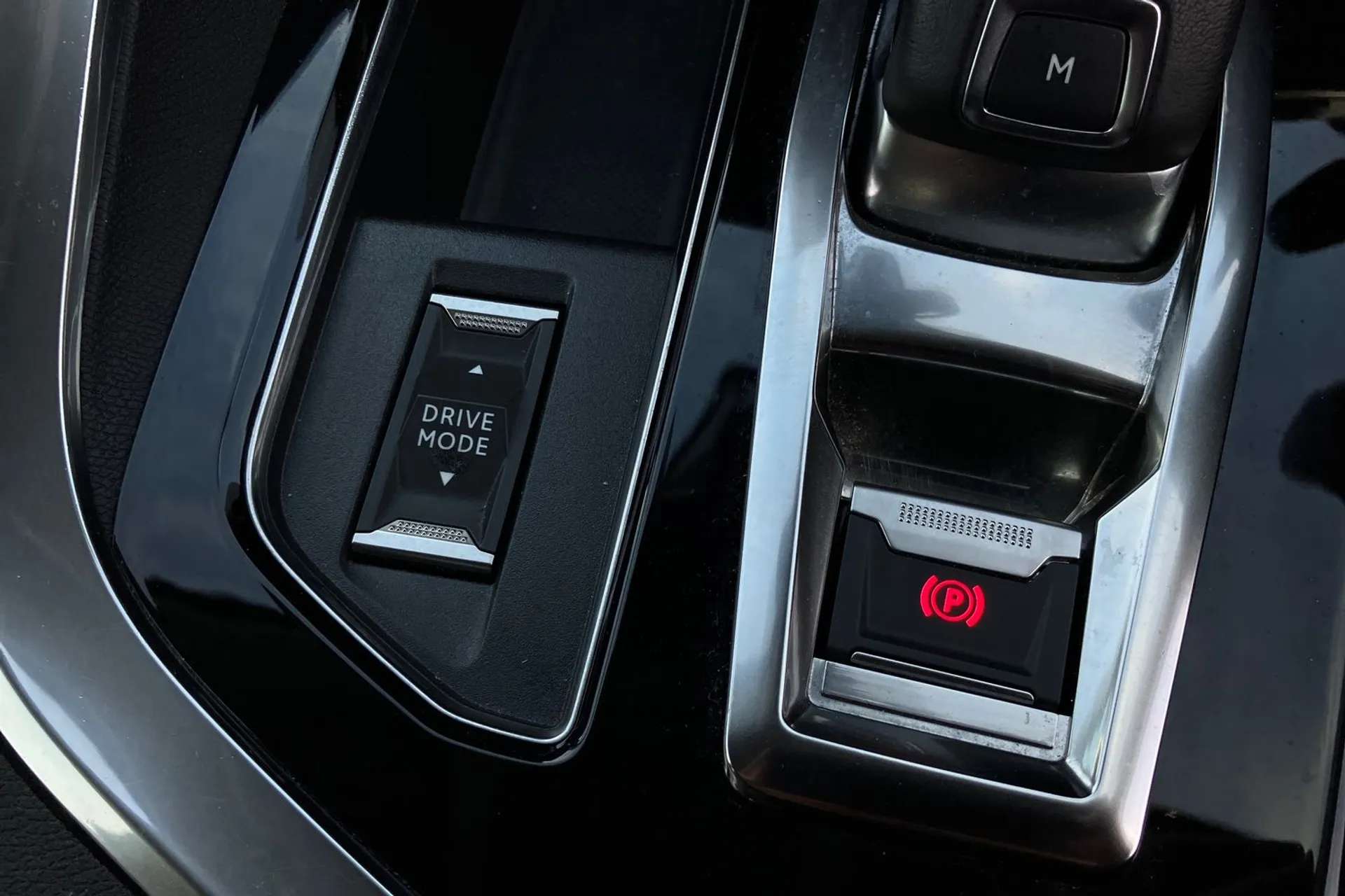 2021 PEUGEOT 3008 2021 PEUGEOT 3008