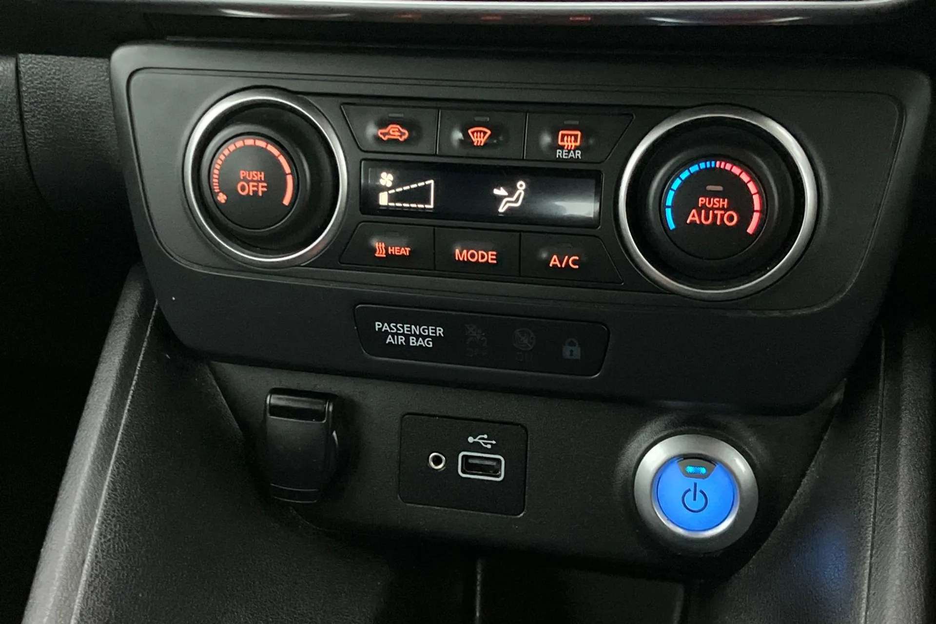 2022 NISSAN LEAF 2022 NISSAN LEAF